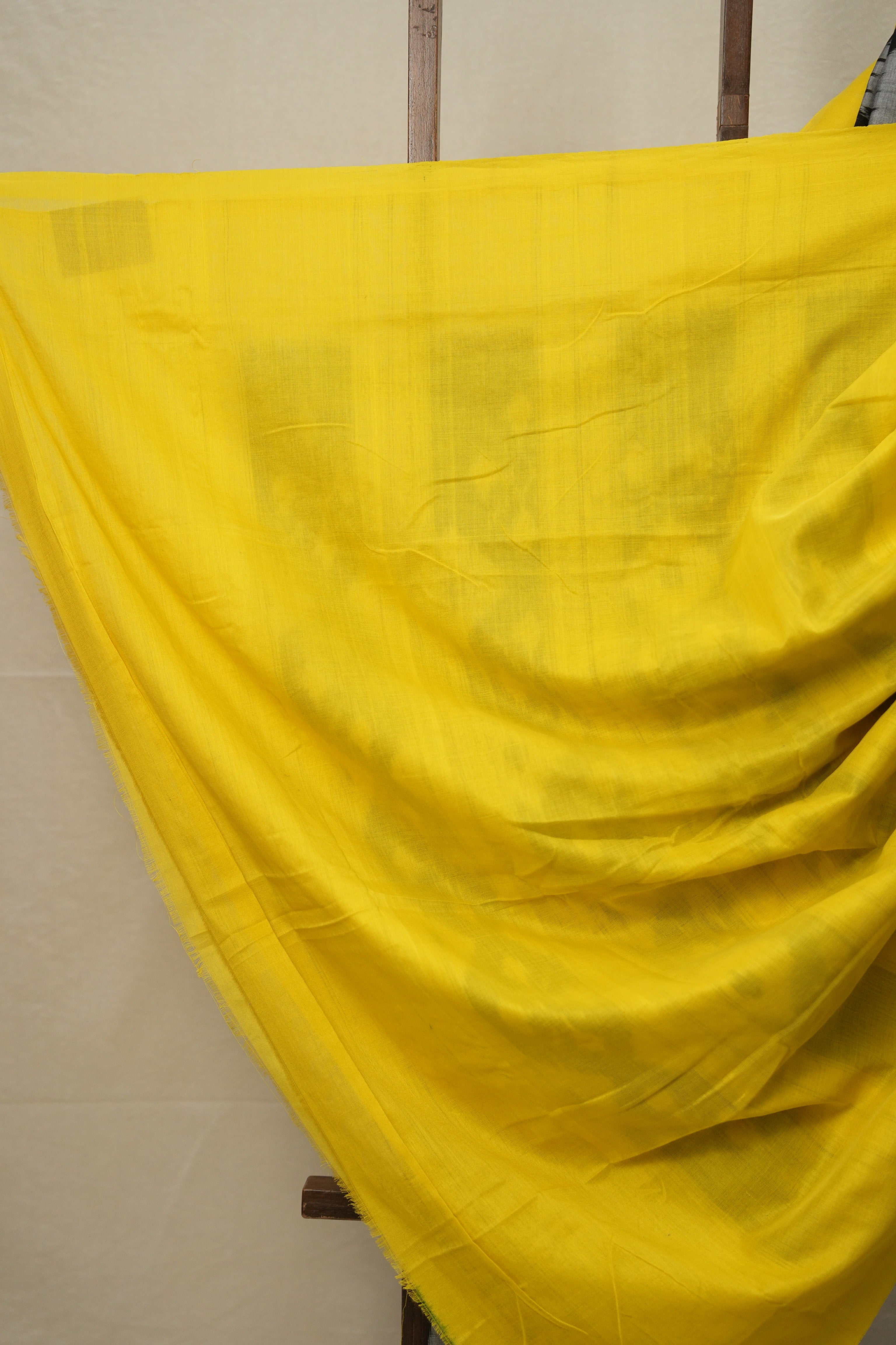 Grey -Yellow  Pochampalli Cotton Ikat Saree - SRGYPCIS593