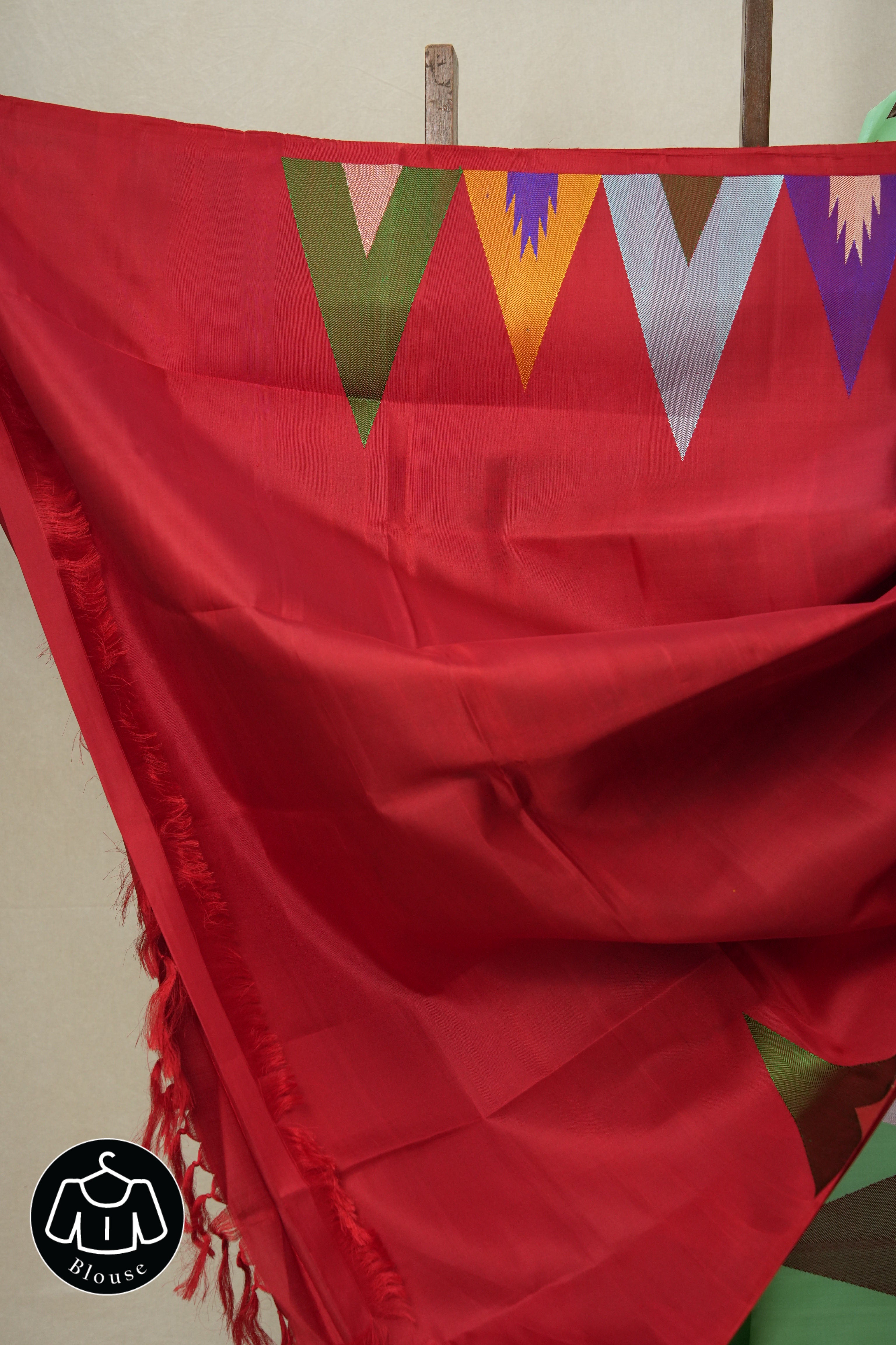 Parrot Green Gadwal Silk Saree - SRPGGSS306