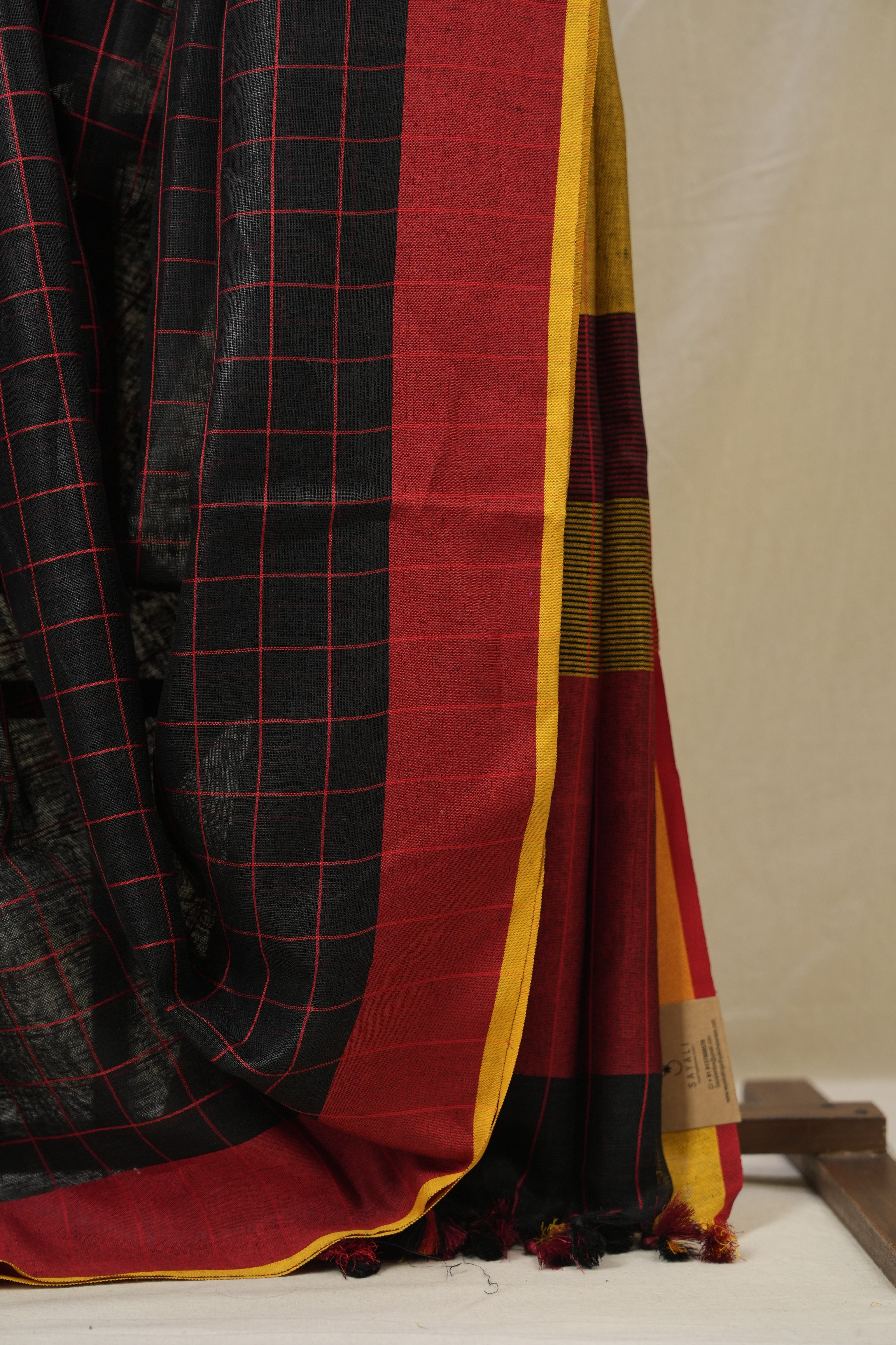 Black Linen Saree With Tassels - SRBLS502