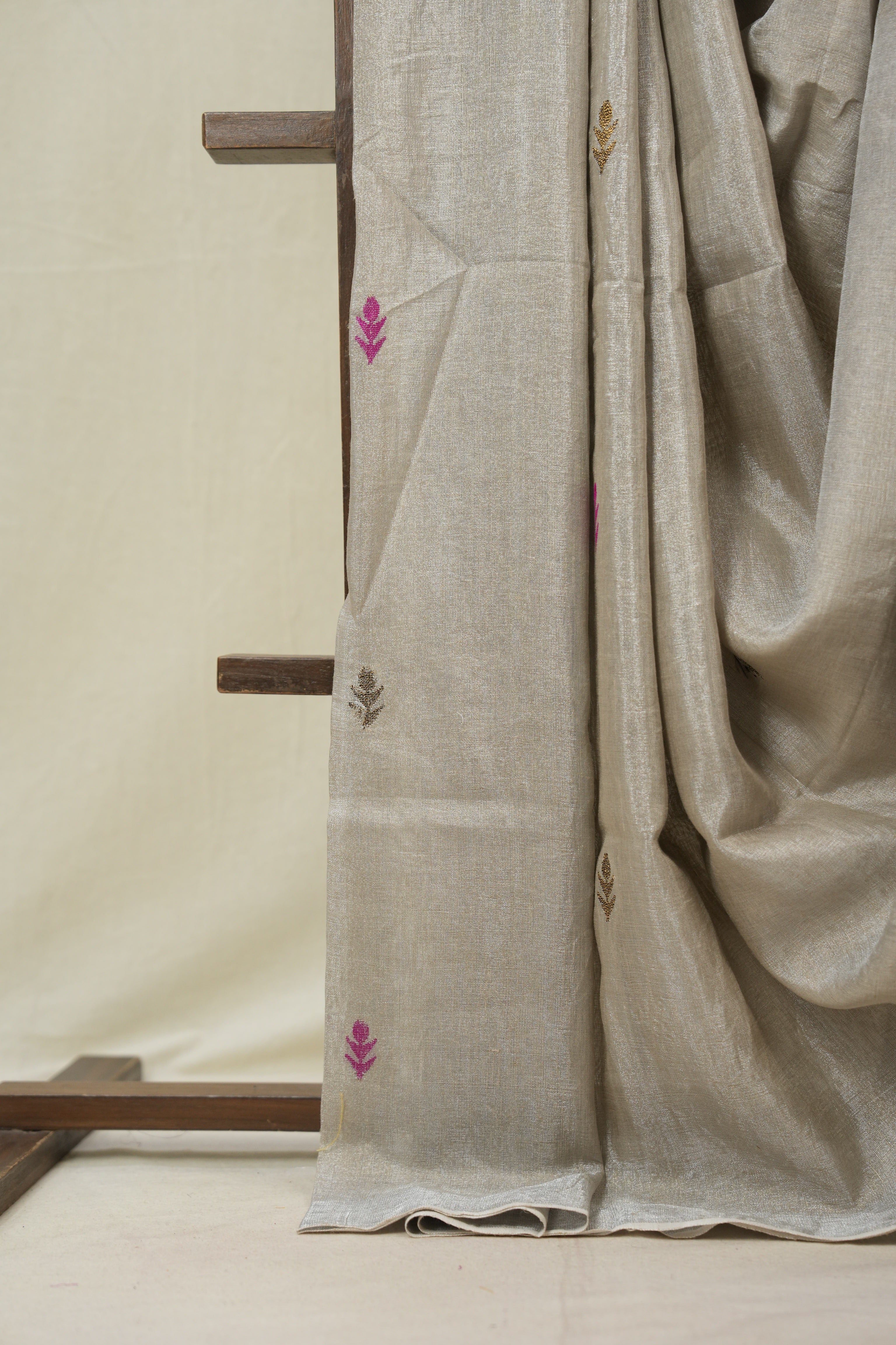 Beige Tissue Linen Jamdani Saree - SRBTLJS187