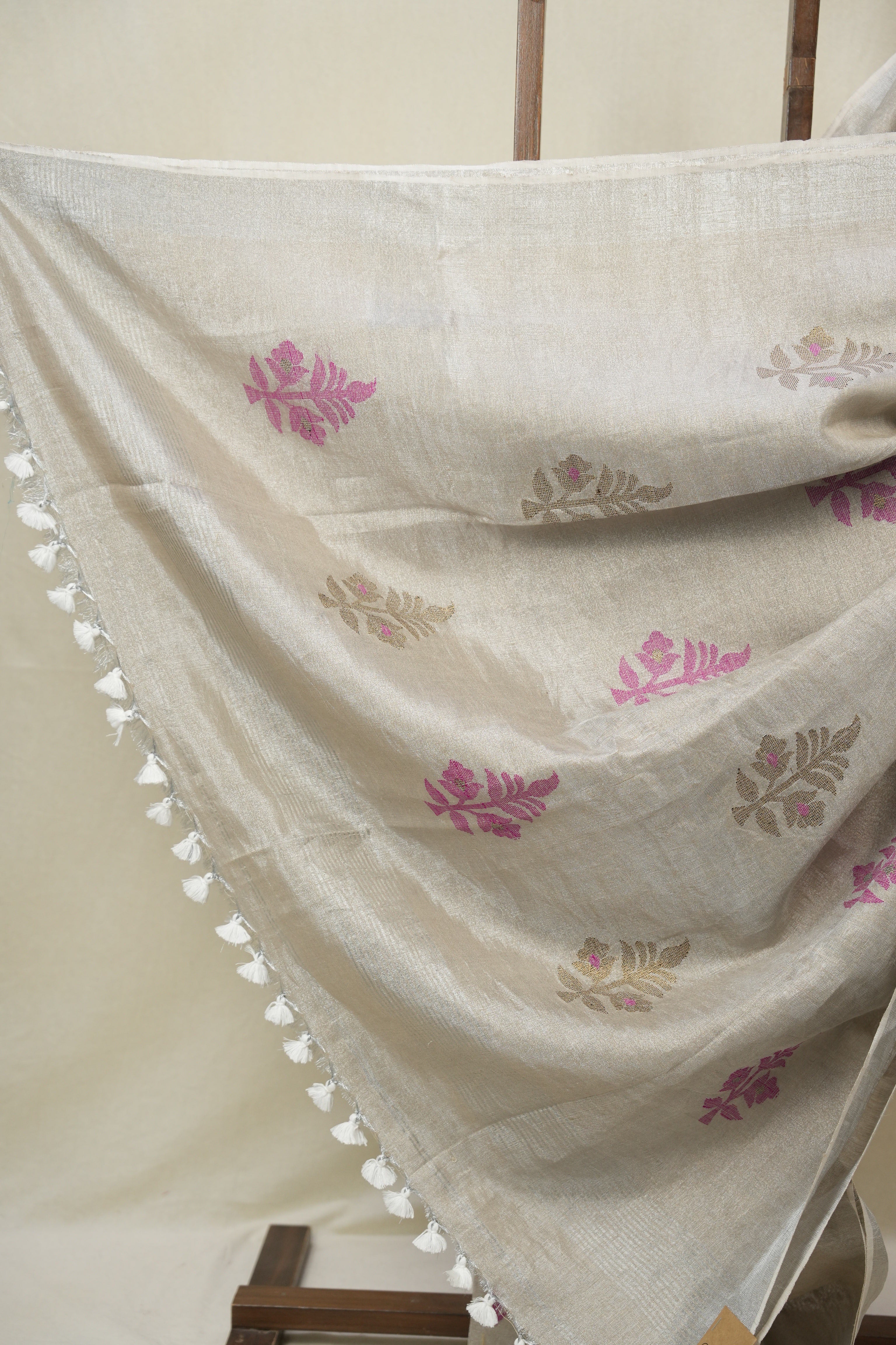 Beige Tissue Linen Jamdani Saree - SRBTLJS187