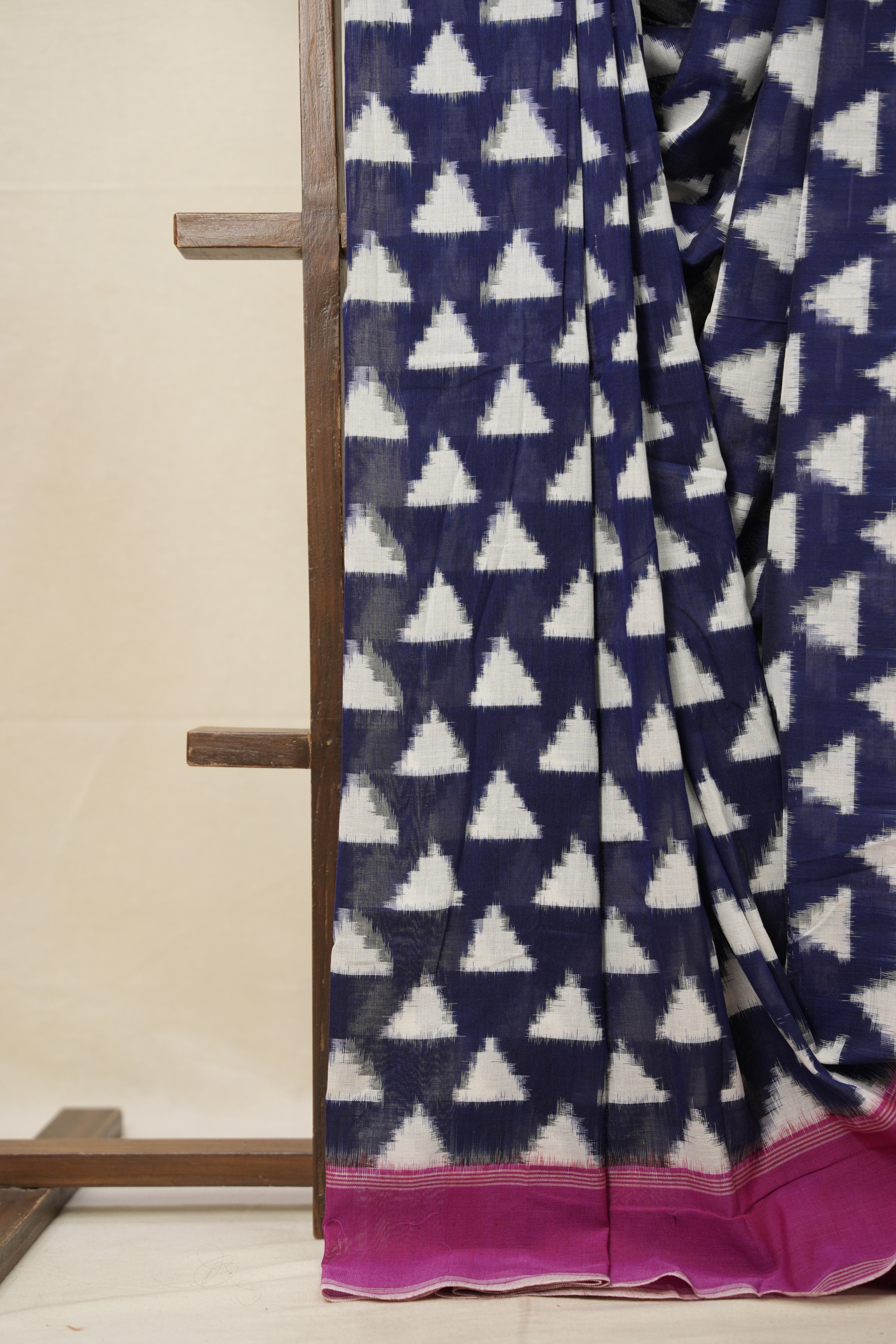 Royal Blue White Pochampalli Cotton Ikat Saree - SRRBWPCIS585