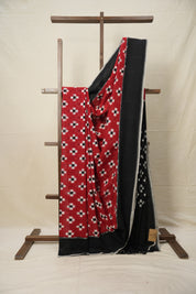 Red - Black Pochampalli Cotton Ikat Saree - SRRBPCIS583