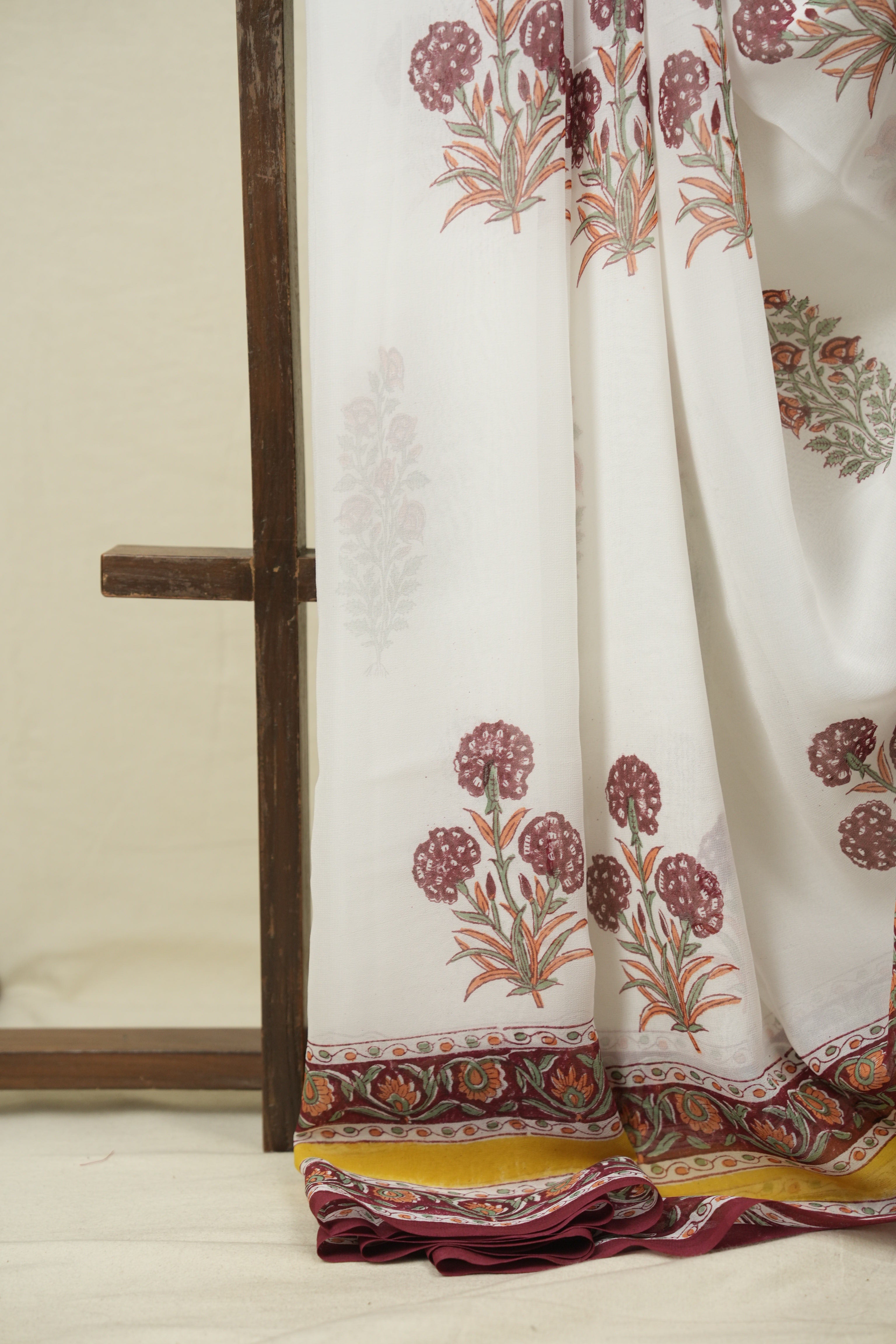 White HBP Chiffon Saree - SRWHCS55