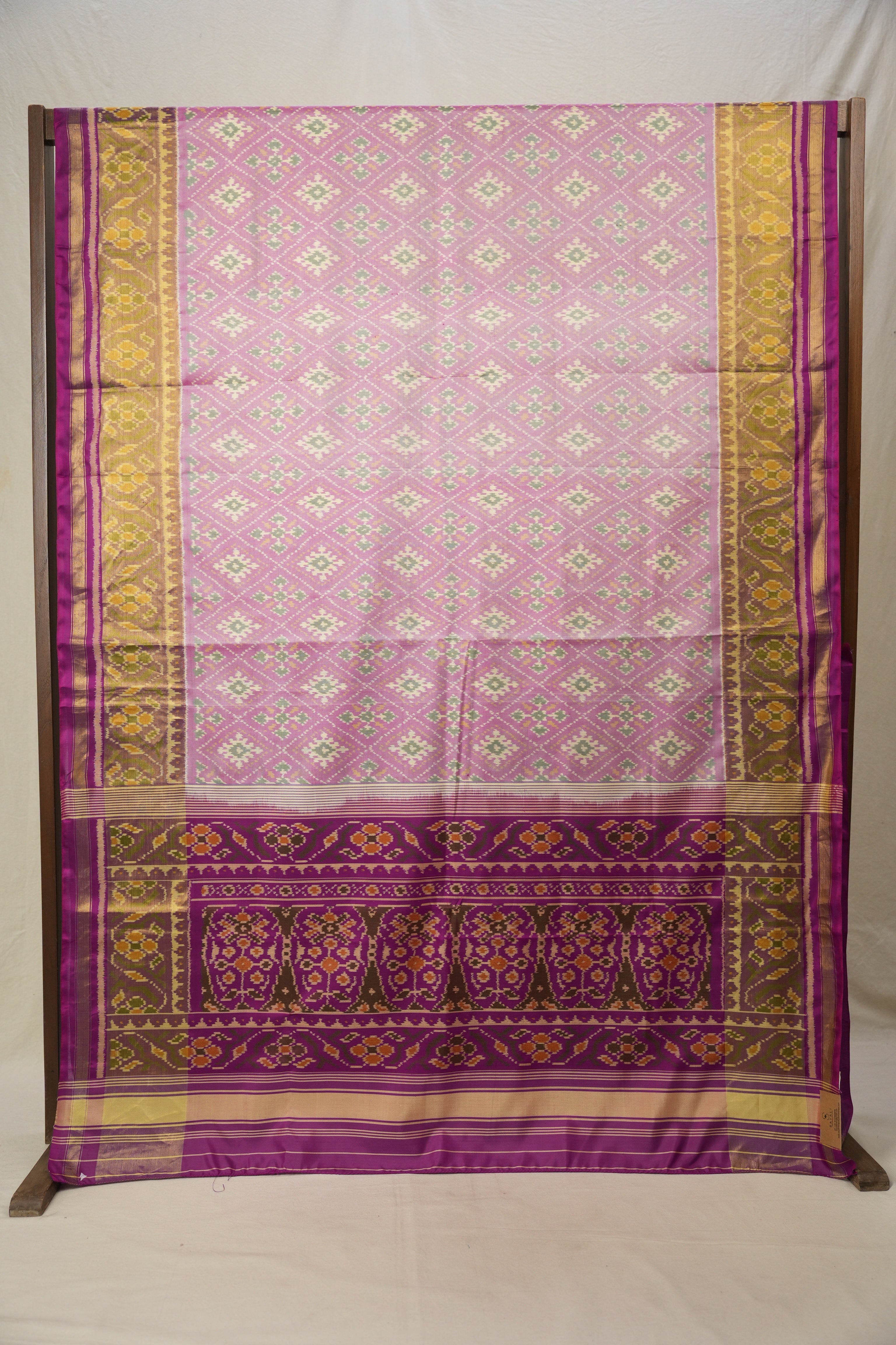 Lavender Rajkot Patola Silk Saree - SRLRPSS532