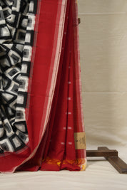 Black- White Blocks Pochampalli Cotton Ikat Saree - SRBWBPCIS581