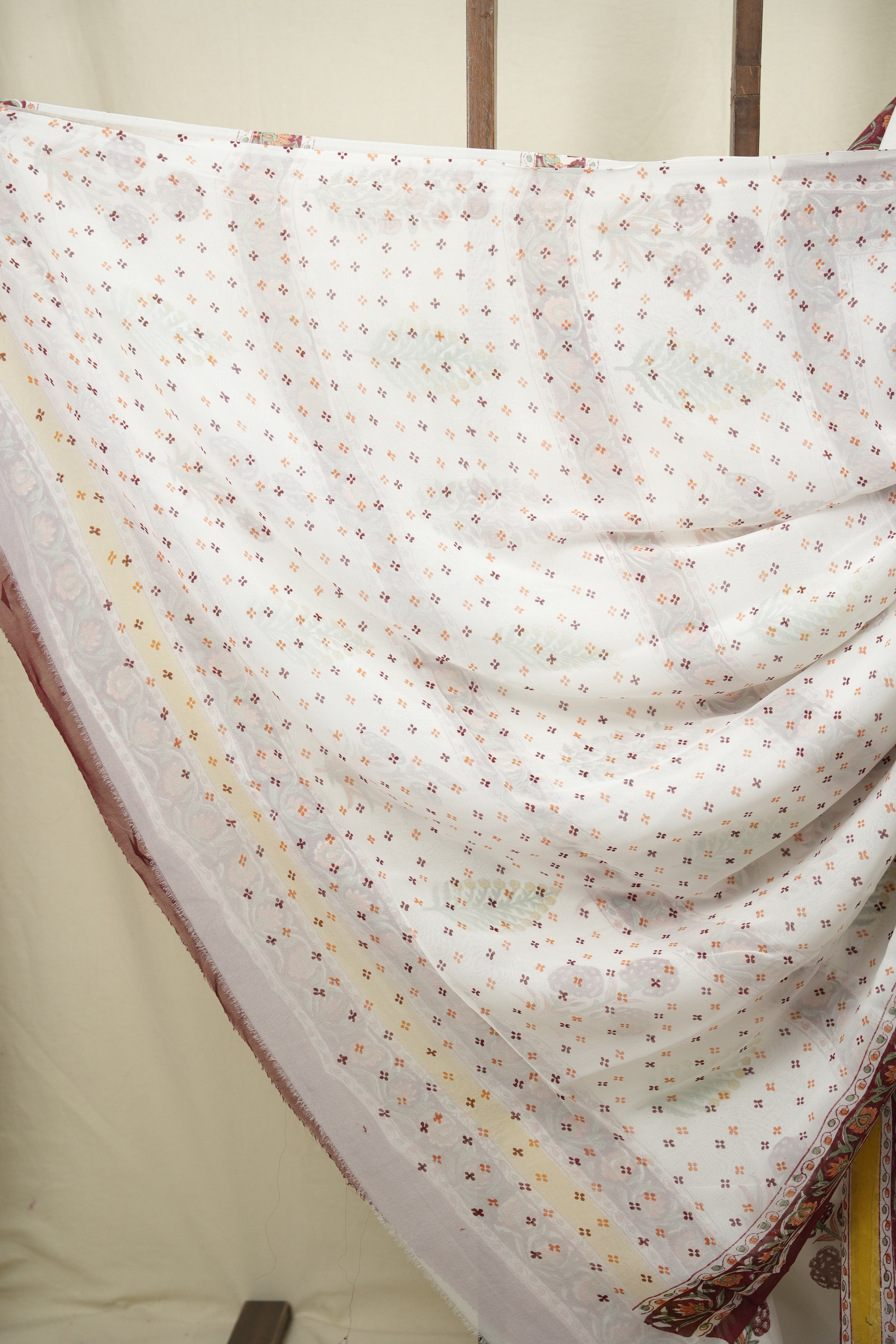 White HBP Chiffon Saree - SRWHCS55