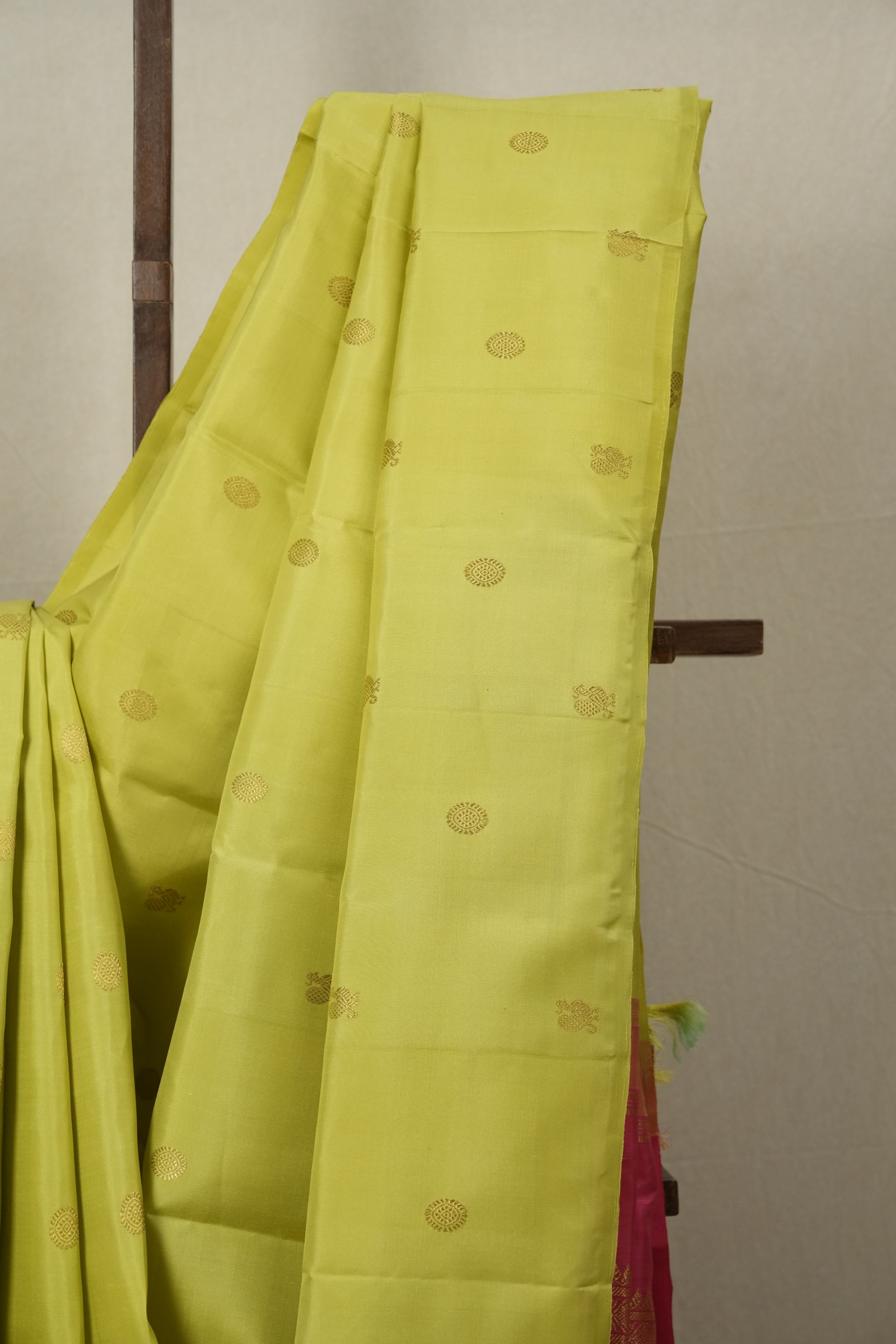Neon Green Kanjeevaram Silk Saree-SRNGKSS777