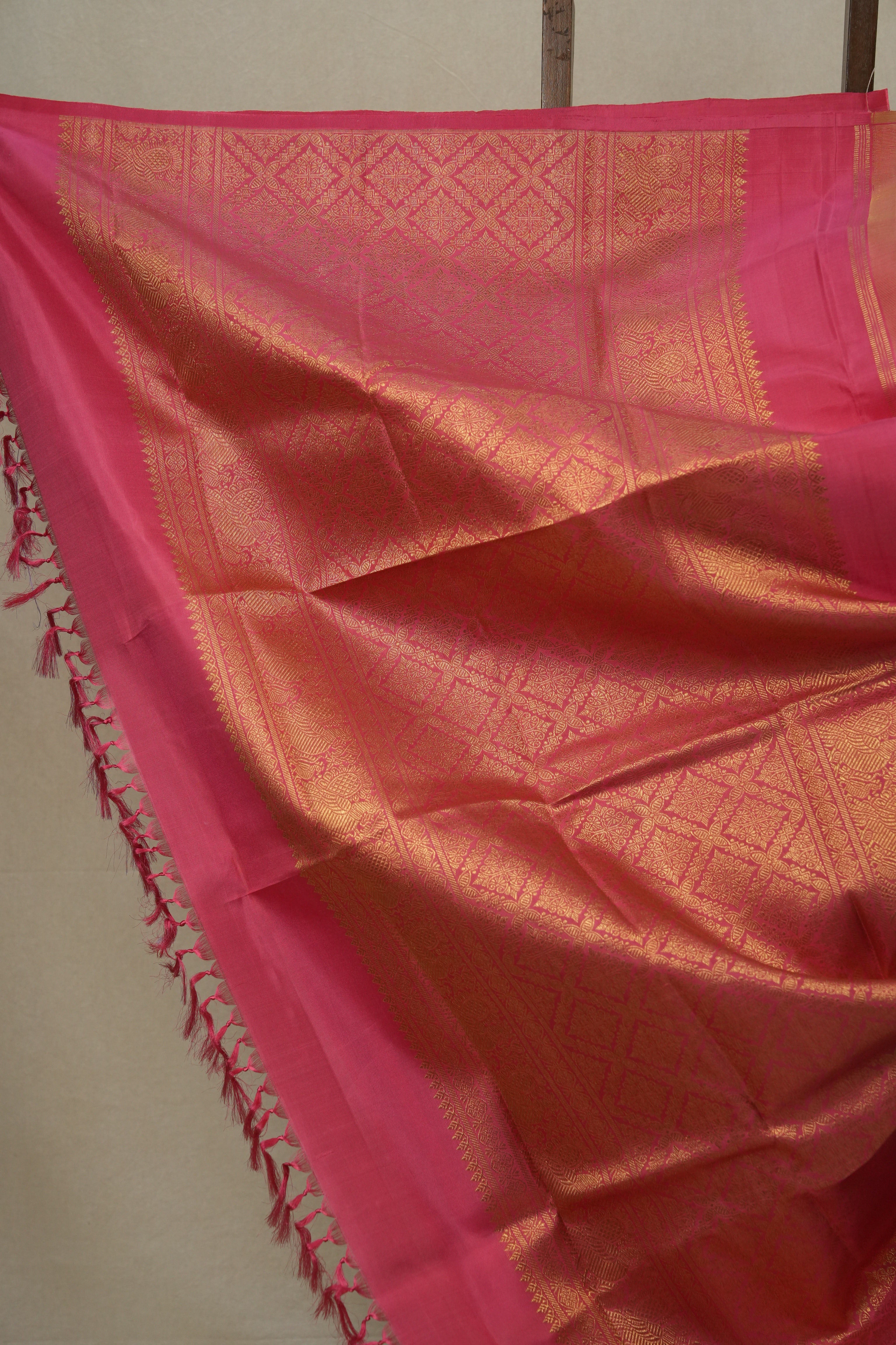 Neon Green Kanjeevaram Silk Saree-SRNGKSS777