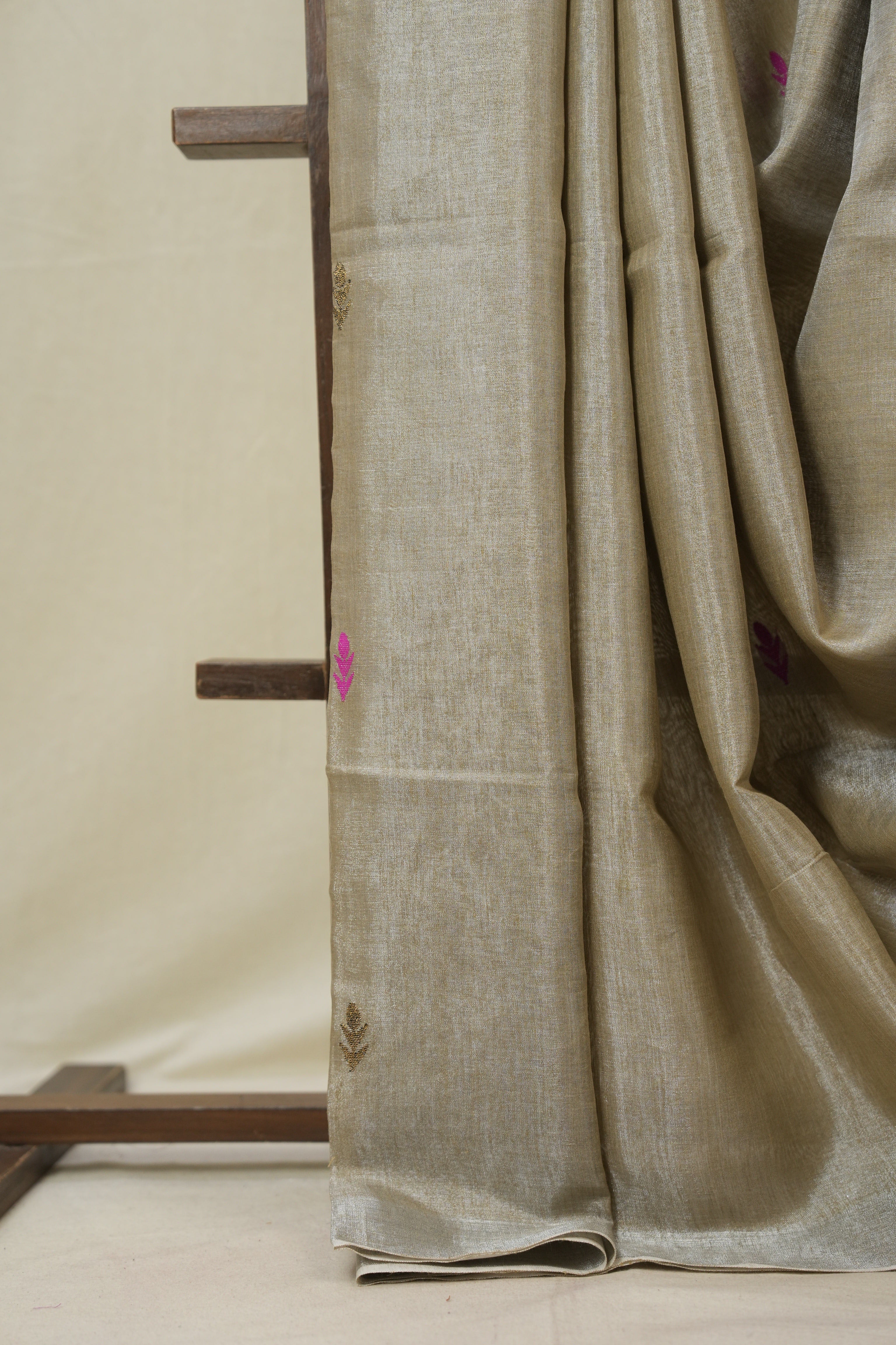 Beige Brown Tissue Linen Jamdani Saree - SRBBTLJS190