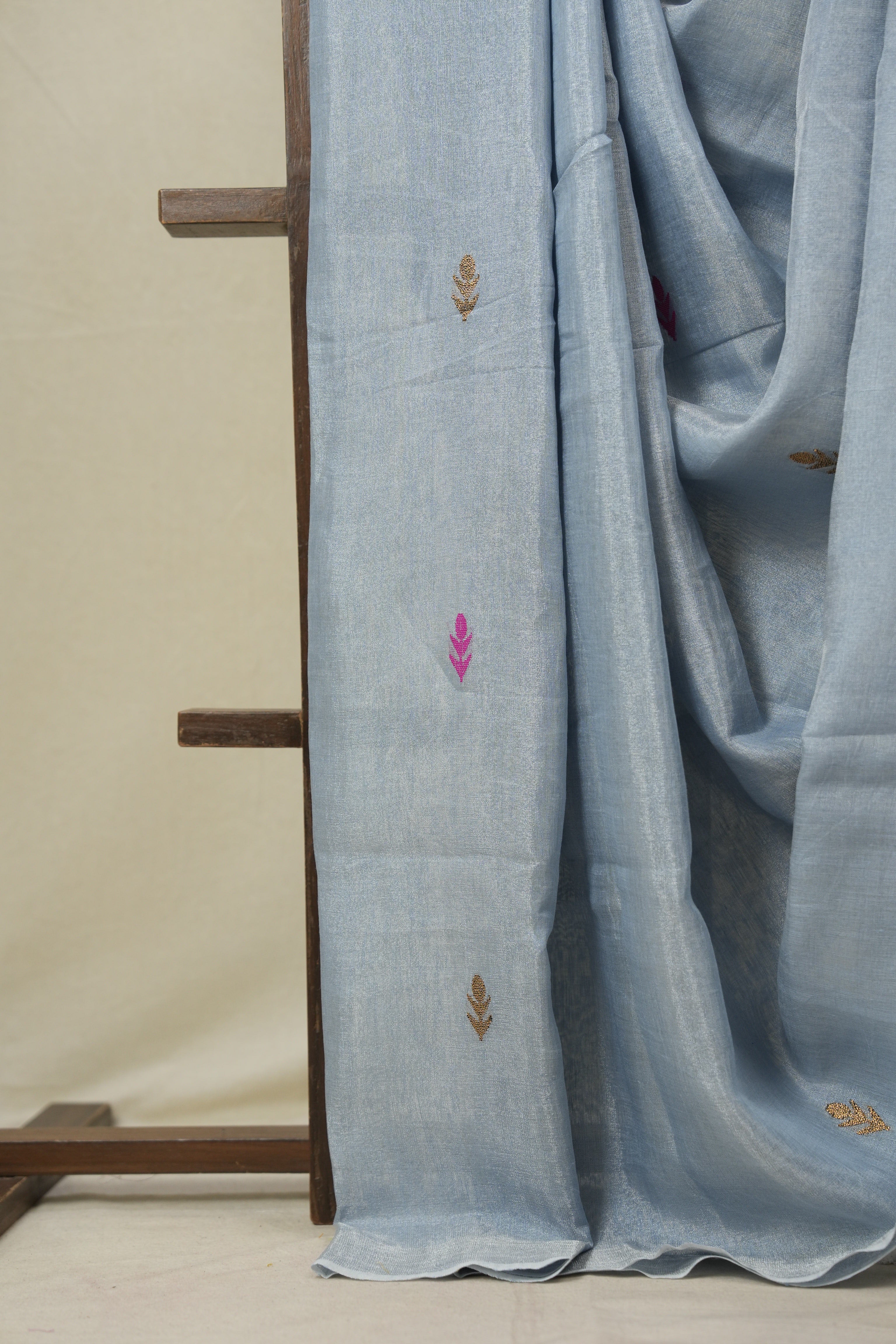 Light Blue Tissue Linen Jamdani Saree - SRLBTLJS184