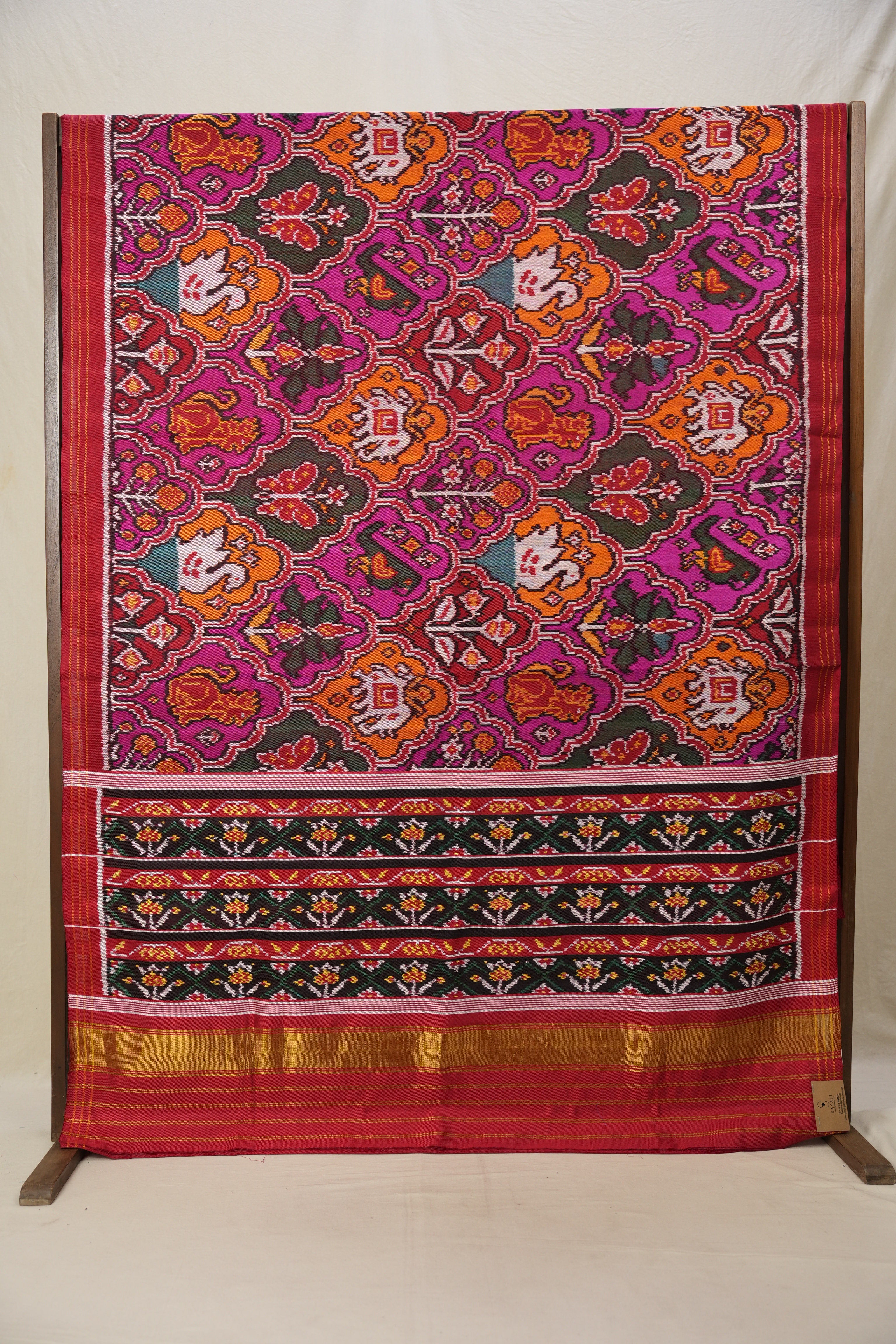 Red Pink Rajkot Patola Silk Saree - SRRPRPSS557