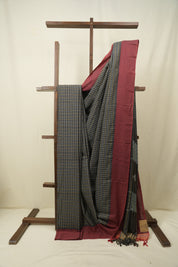 Black Cotton IIkal Saree - SRBCIS1123