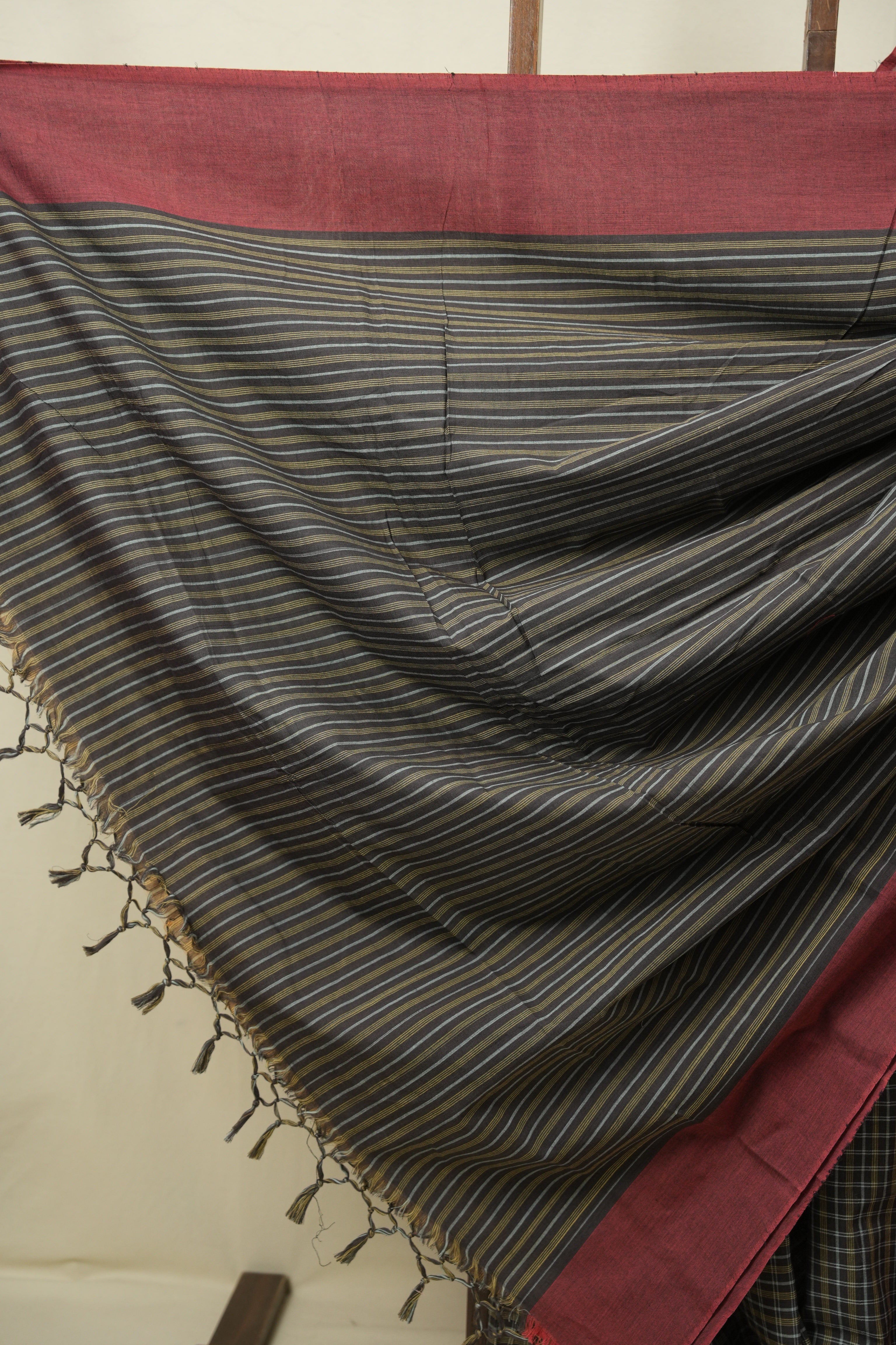 Black Cotton IIkal Saree - SRBCIS1123