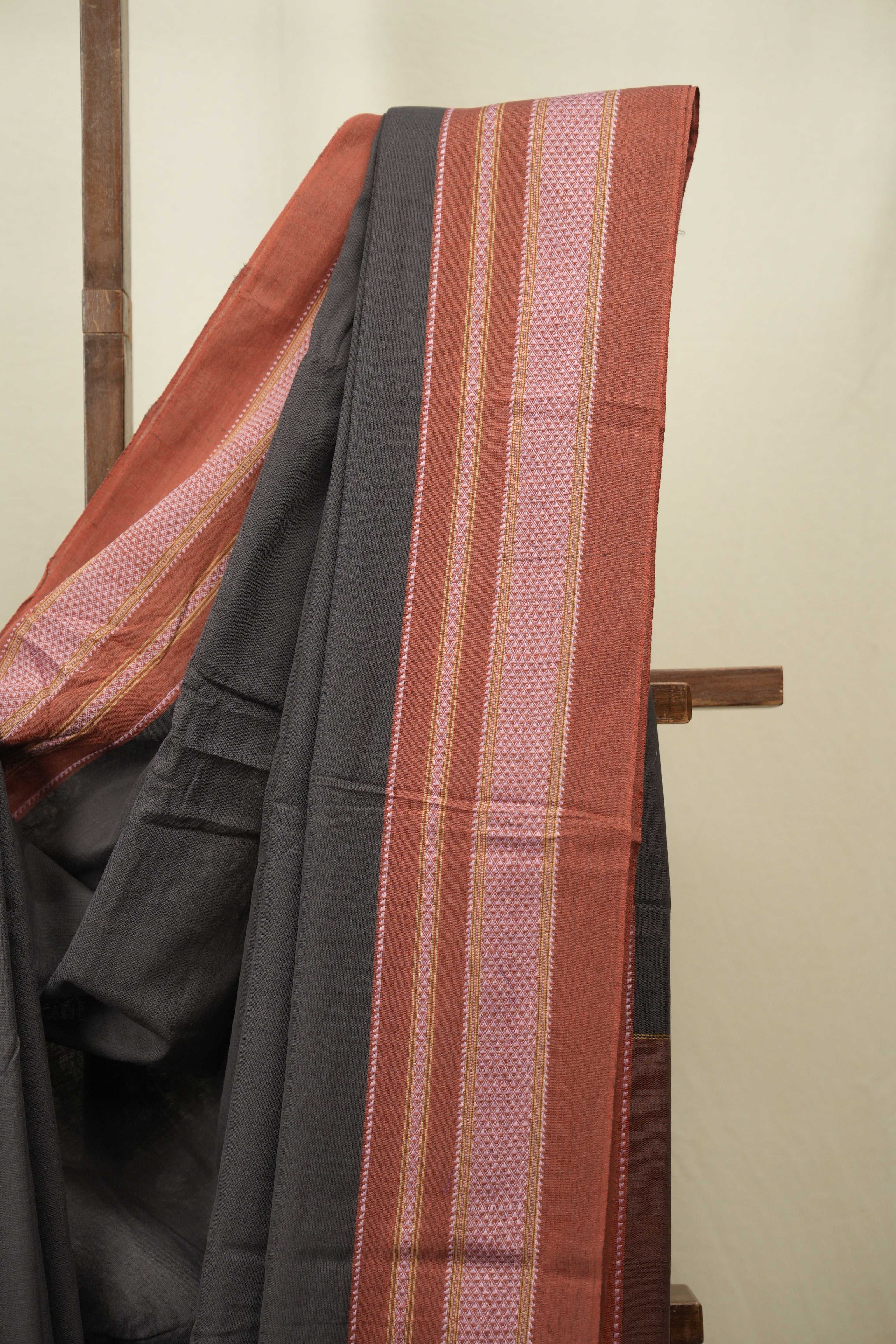 Charkole Grey Cotton IIkal Saree - SRCGCIS1124