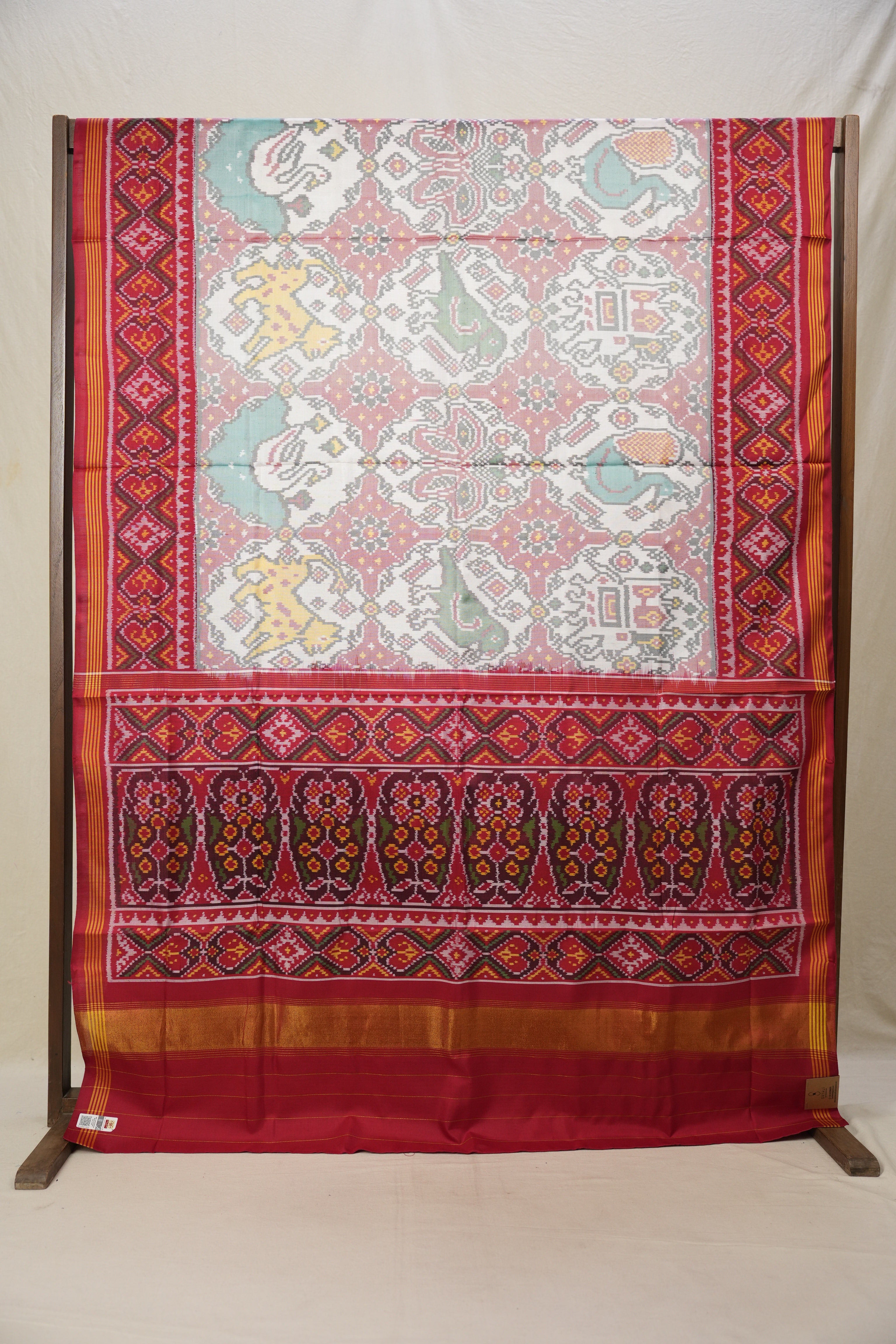White Red Rajkot Patola Silk Saree - SRWRRPSS530