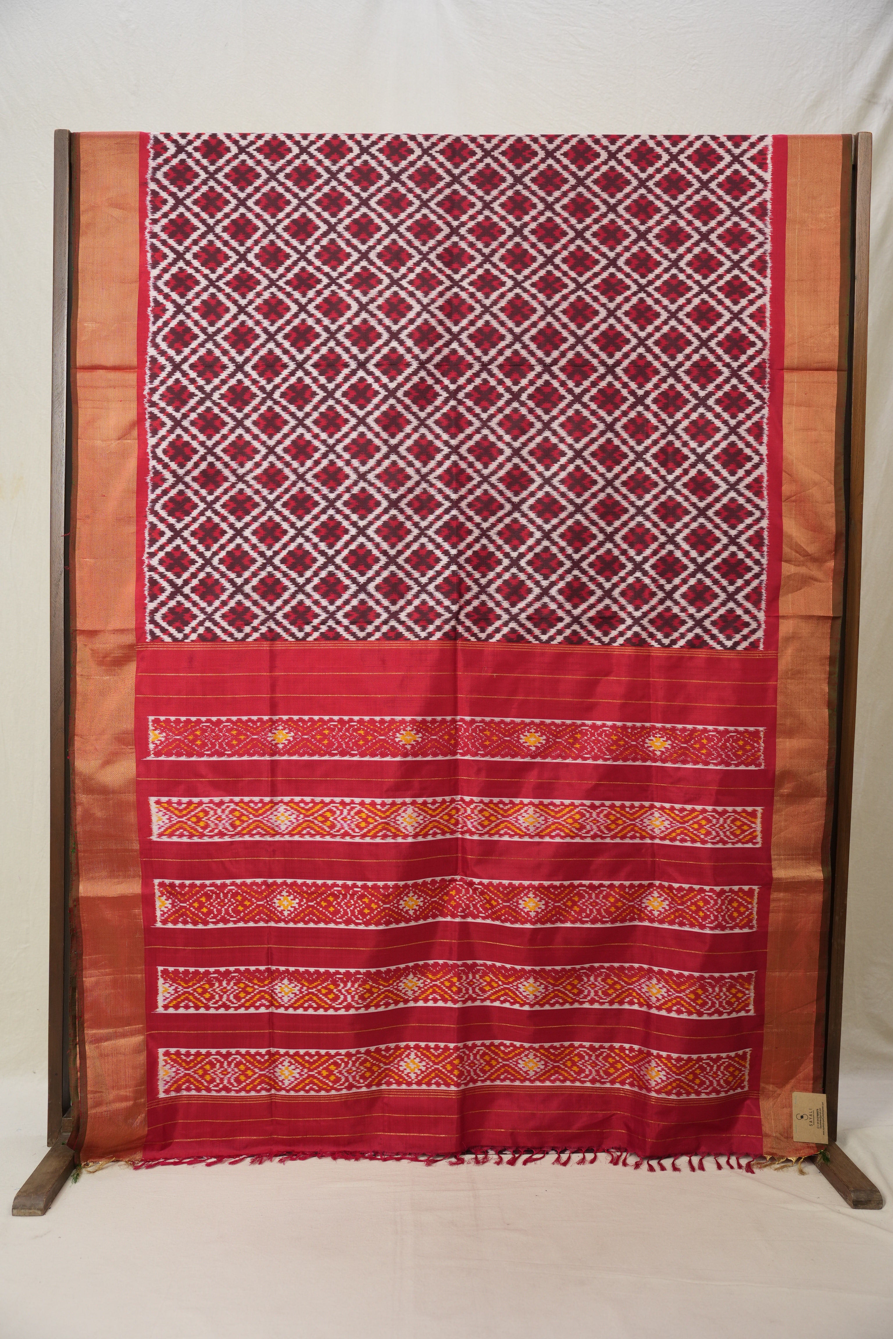 Red Pochampalli Silk Ikat Saree - SRRPSIS189
