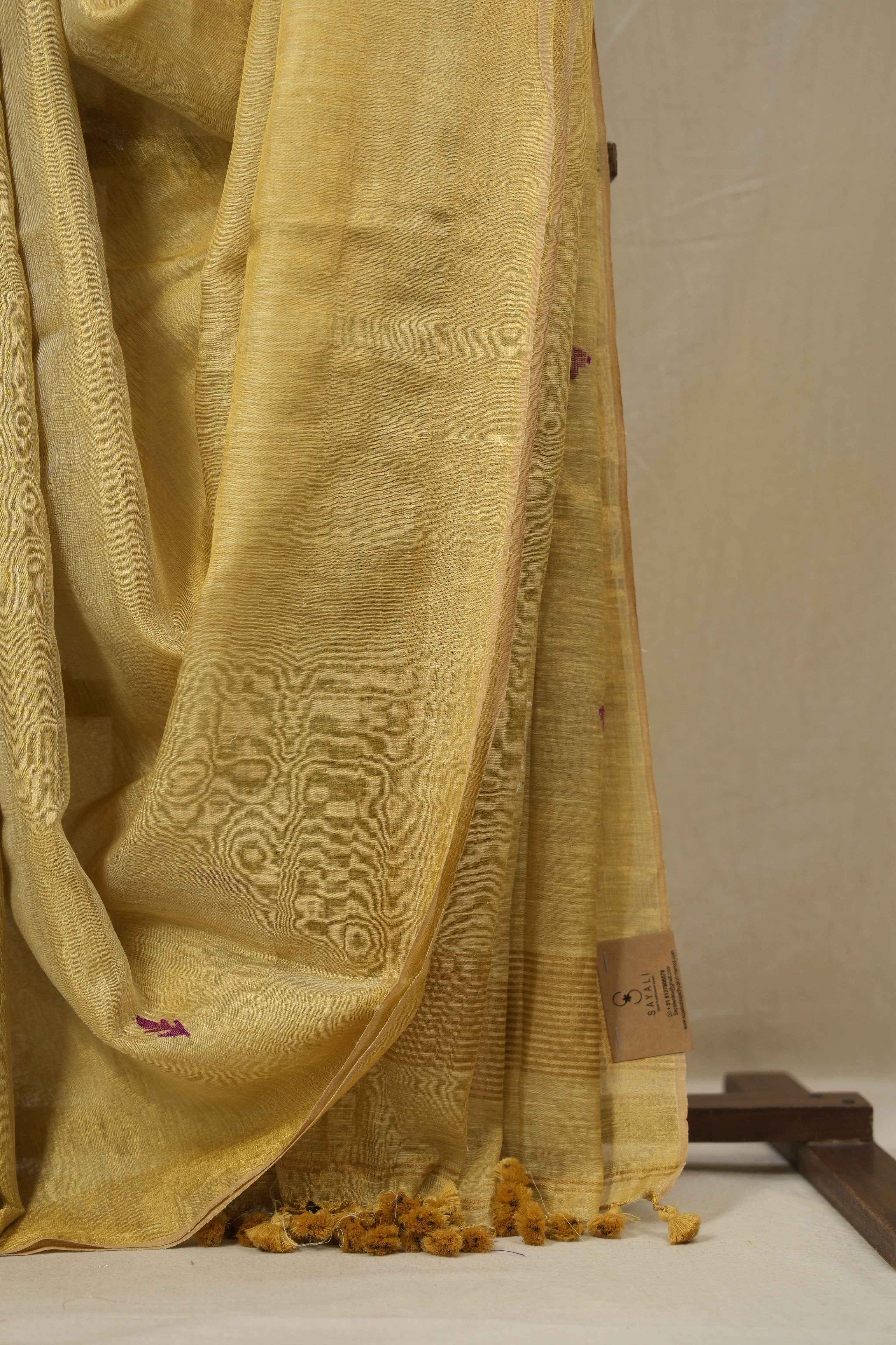 Golden Tissue Linen Jamdani Saree - SRGTLJS173