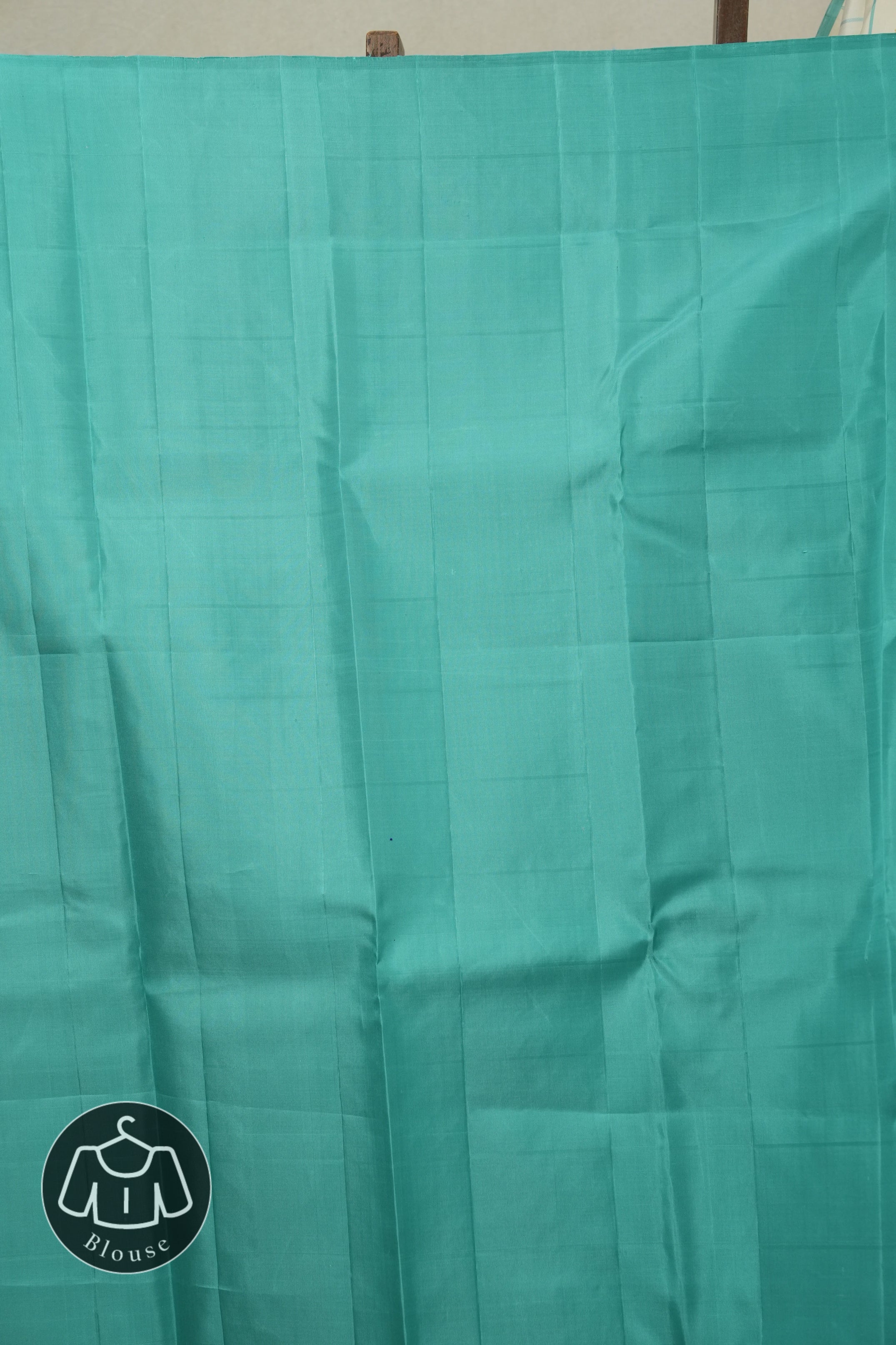 White Kanjeevaram Silk Saree - SRWKSS926