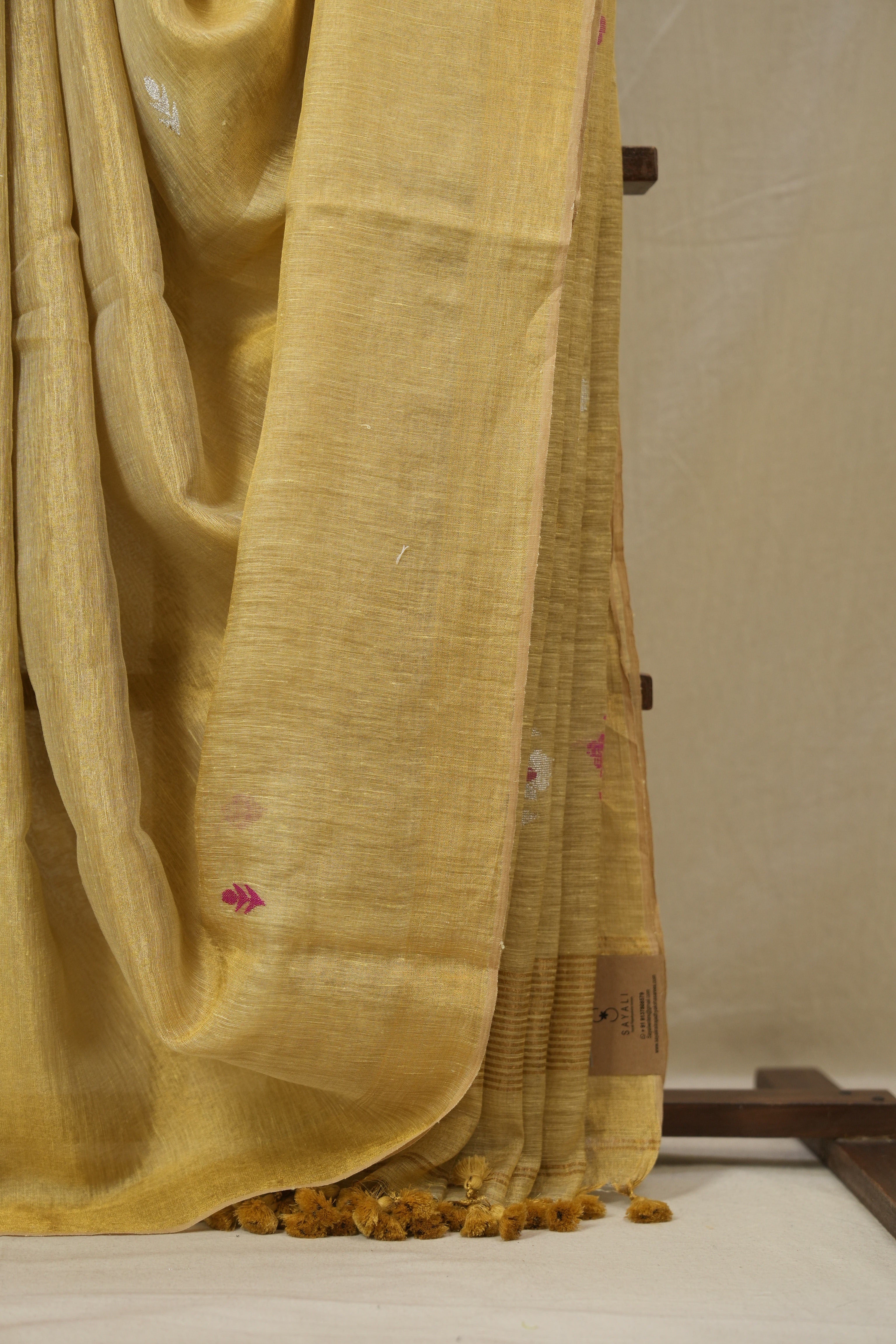 Mustard Tissue Linen Jamdani Saree - SRMTLJS172