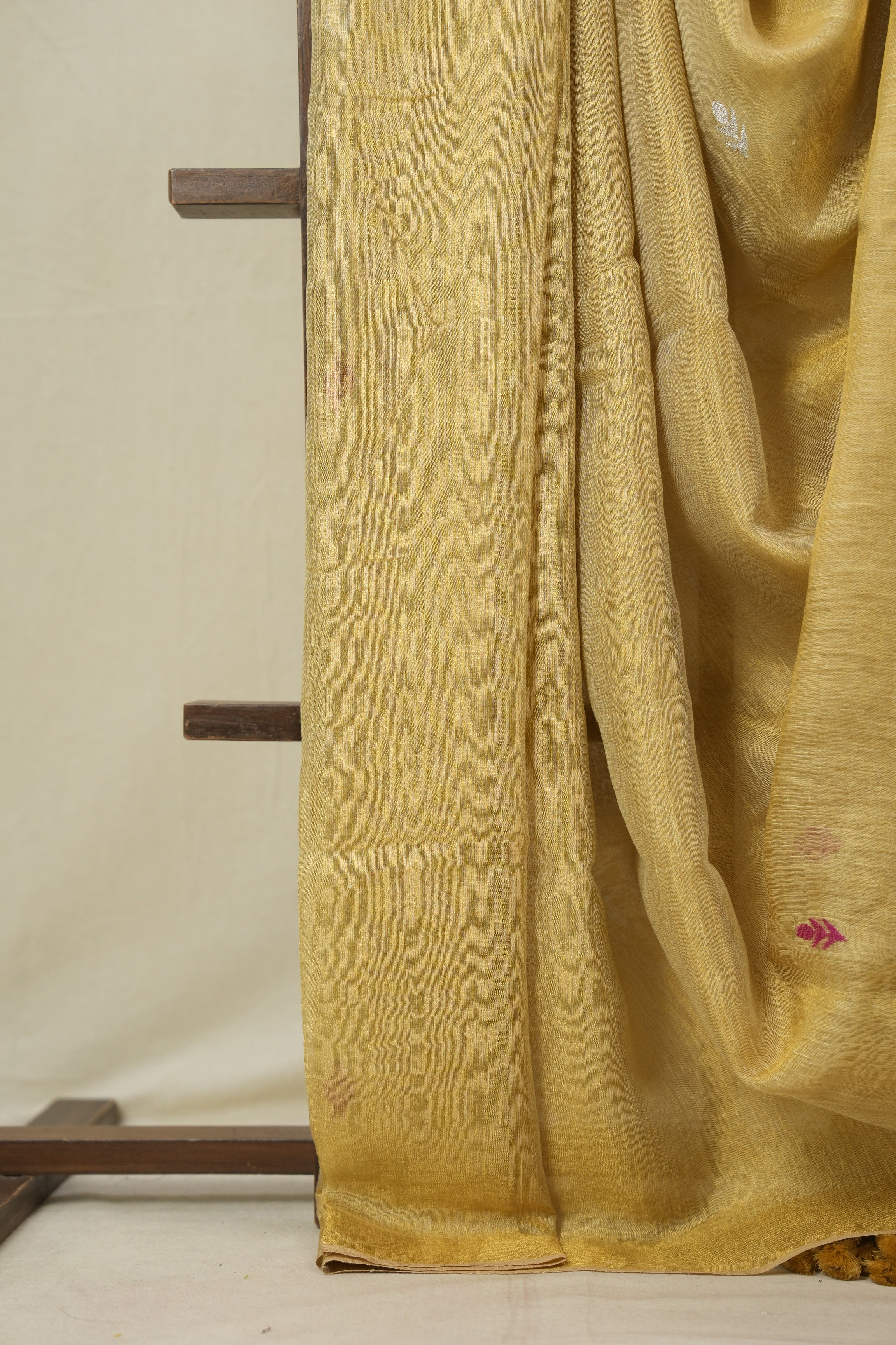 Mustard Tissue Linen Jamdani Saree - SRMTLJS172