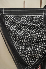 Red Black Pochampalli Cotton Ikat Saree - SRRBPCIS613