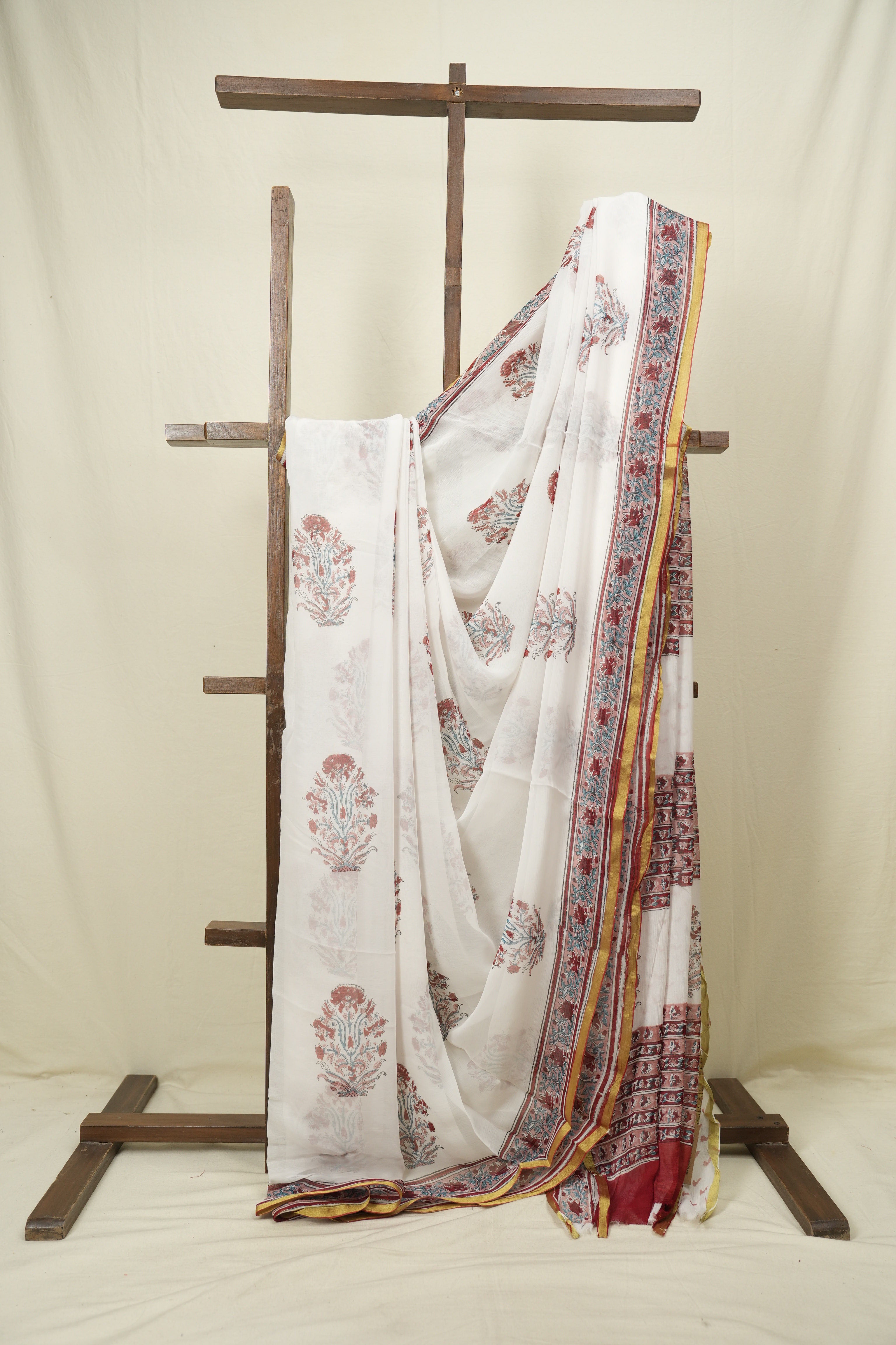 White HBP Georgette Saree - SRWHGS66