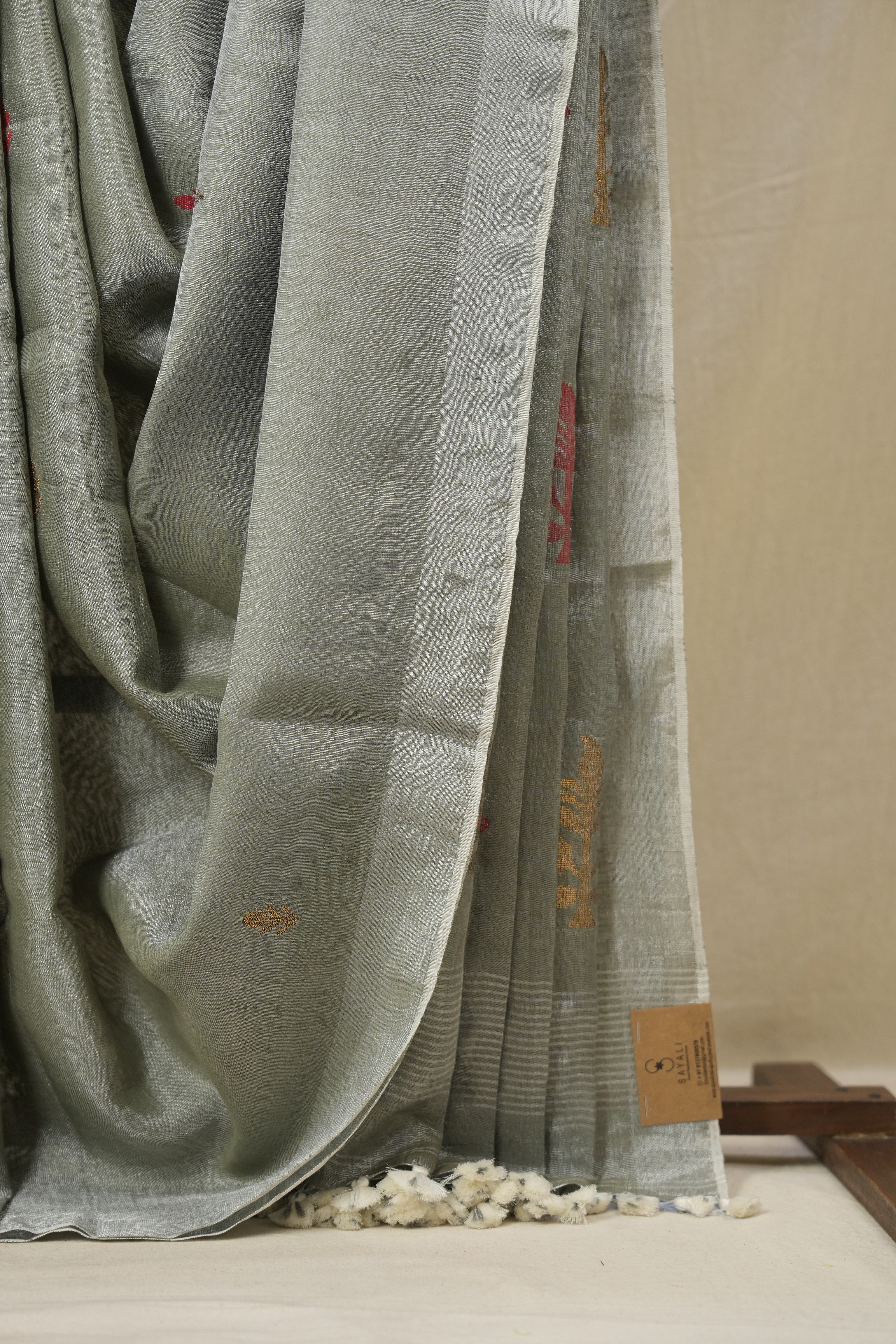 Grey Tissue Linen Jamdani Saree - SRGTLJS171