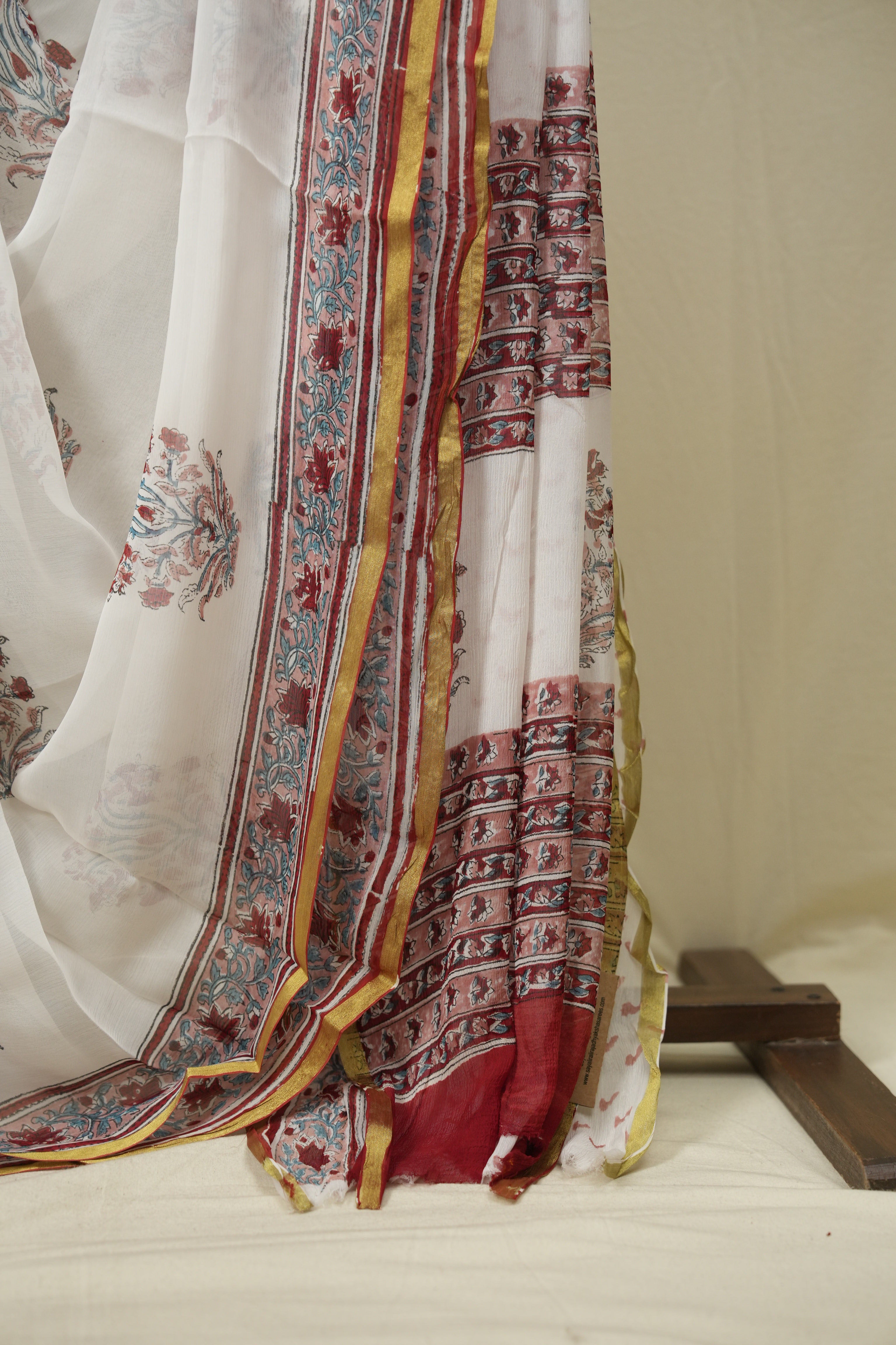 White HBP Georgette Saree - SRWHGS66
