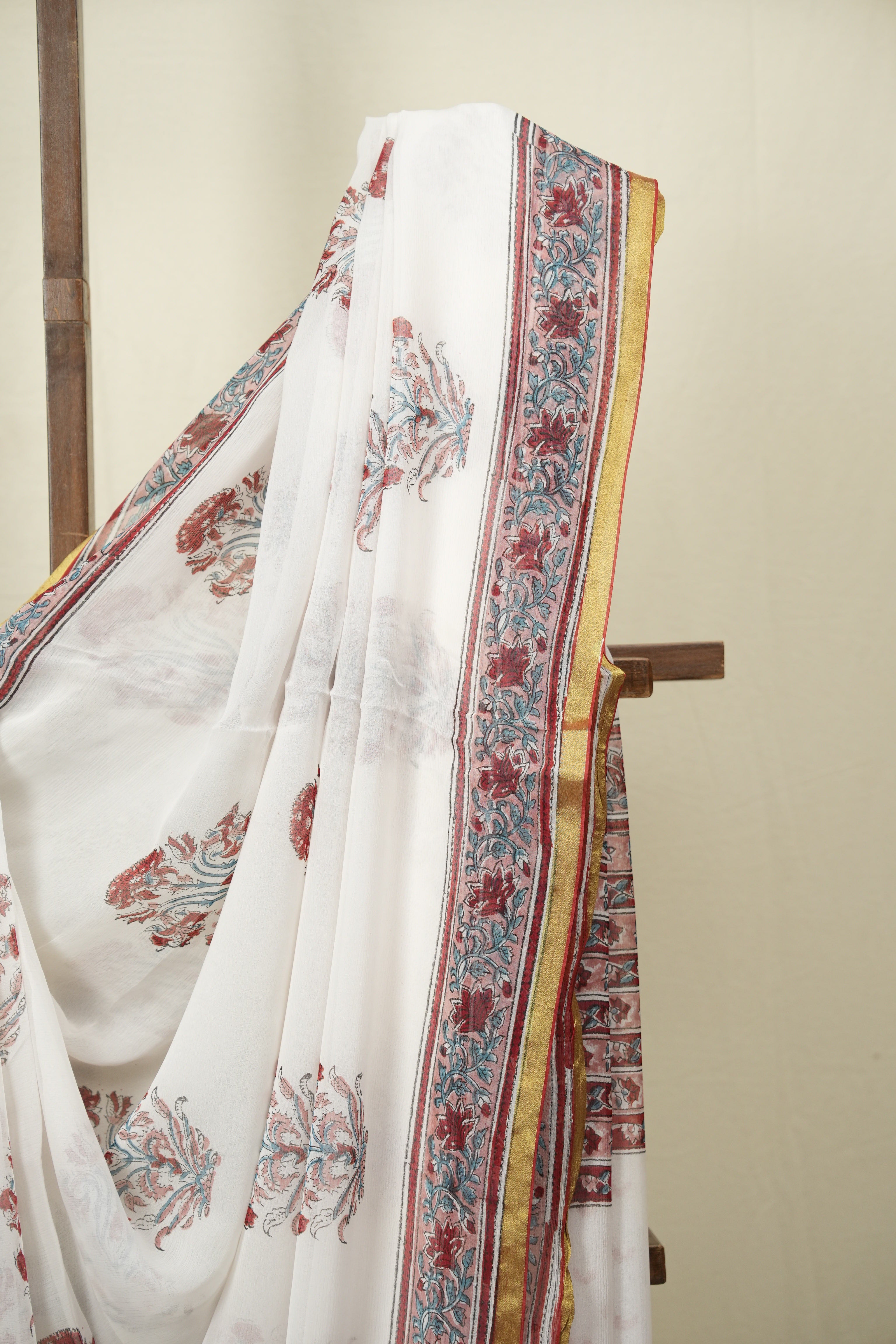 White HBP Georgette Saree - SRWHGS66
