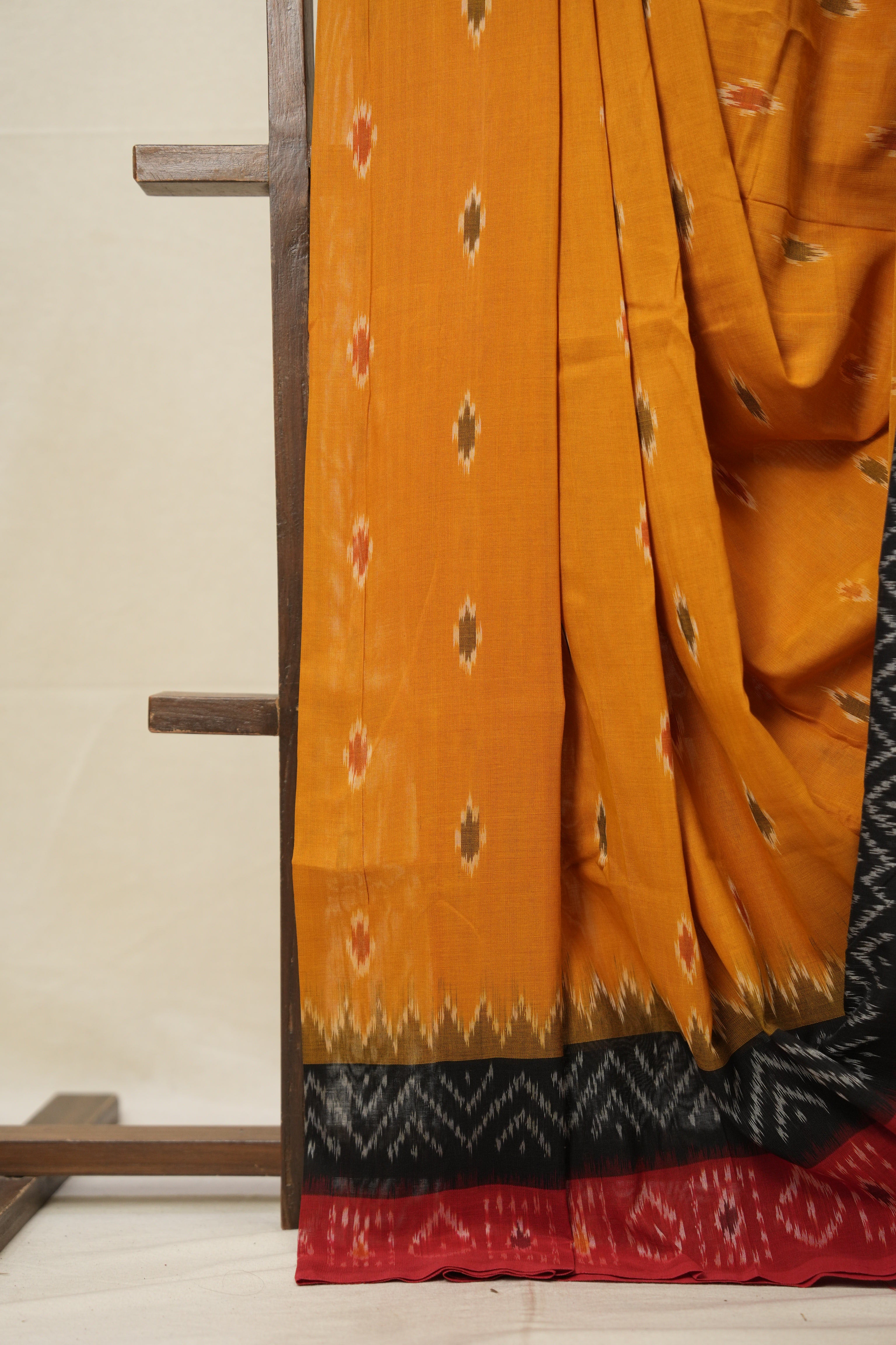 Orange Pochampalli Cotton Ikat Saree - SROPCIS554