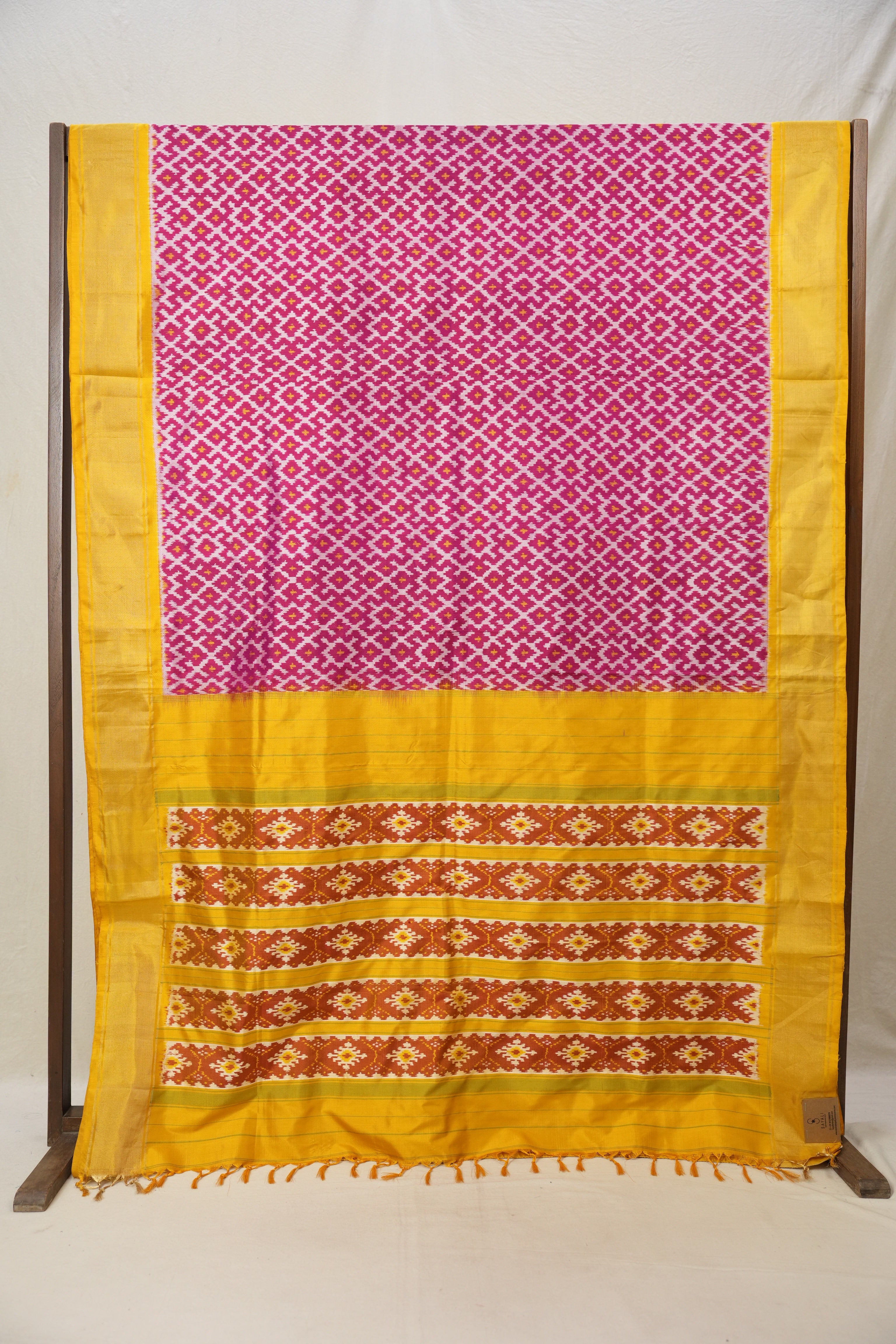Dark Pink Pochampalli Silk Ikat Saree - SRDPPSIS250