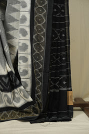 Grey Pochampalli Cotton Ikat Saree - SRGPCIS733