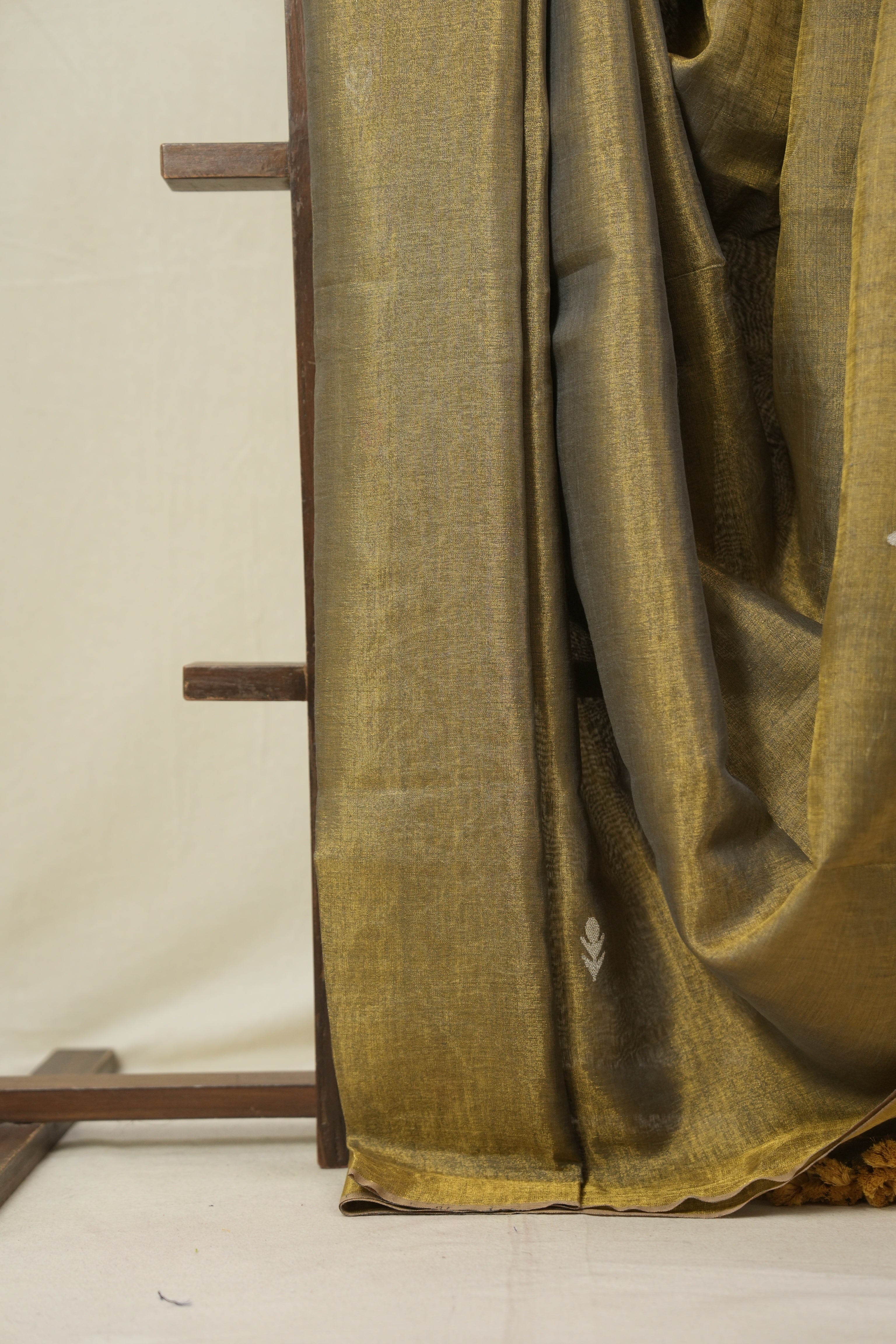 Mustard Tissue Linen Jamdani Saree - SRBTLJS157