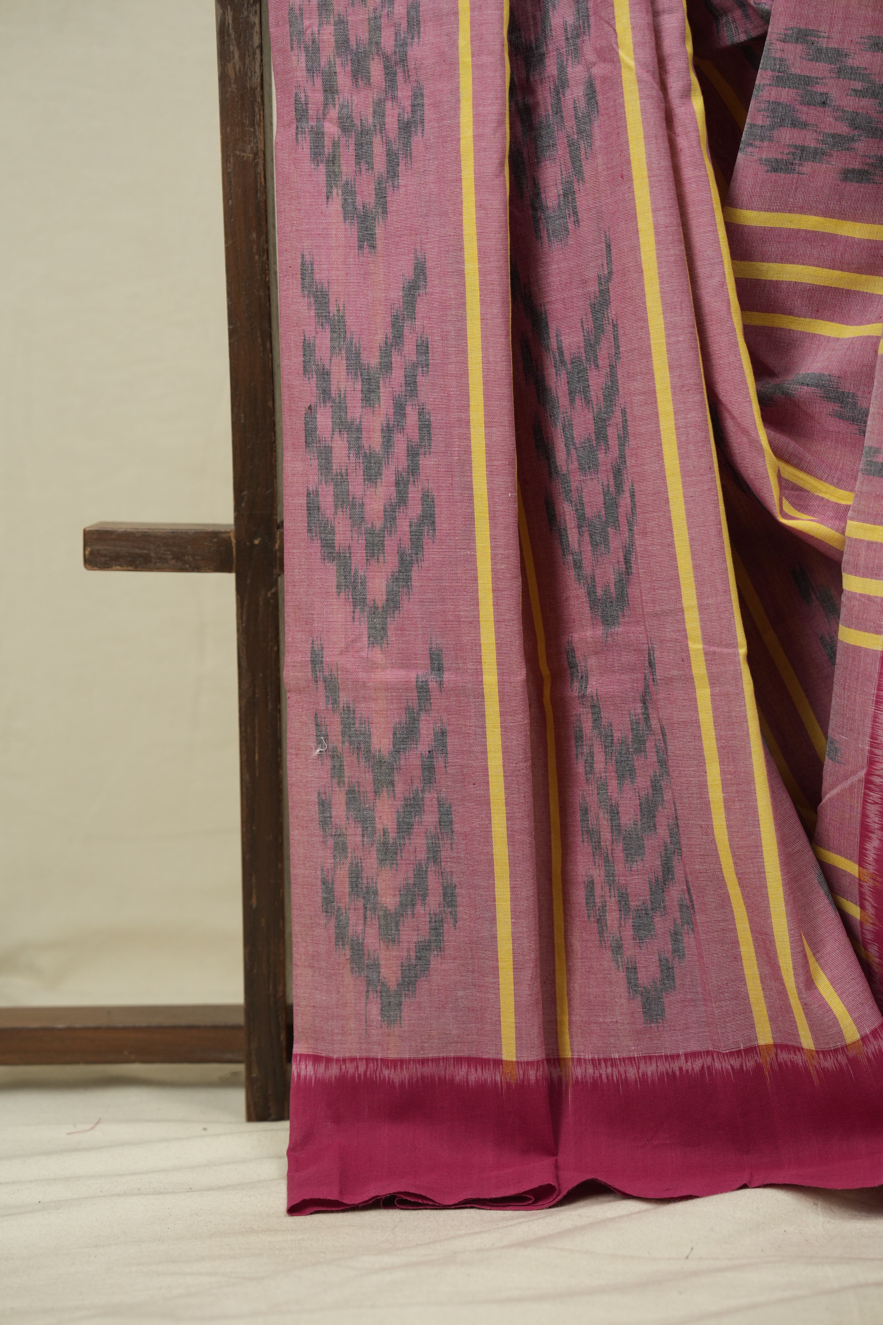 Light Pink Pochampalli Cotton Ikat Saree - SRLPPCIS734