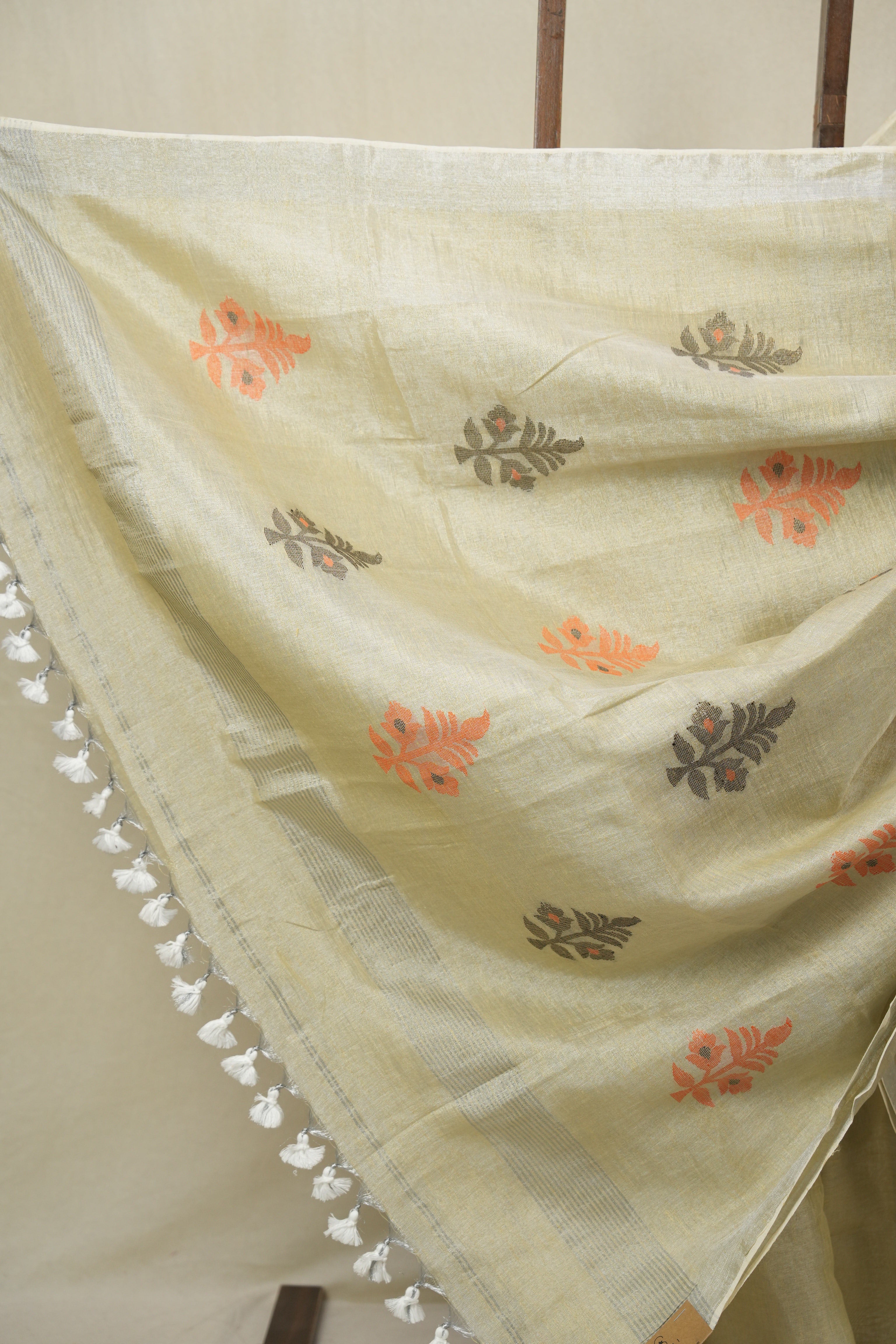 Cream Tissue Linen Jamdani Saree - SRCTLJS159