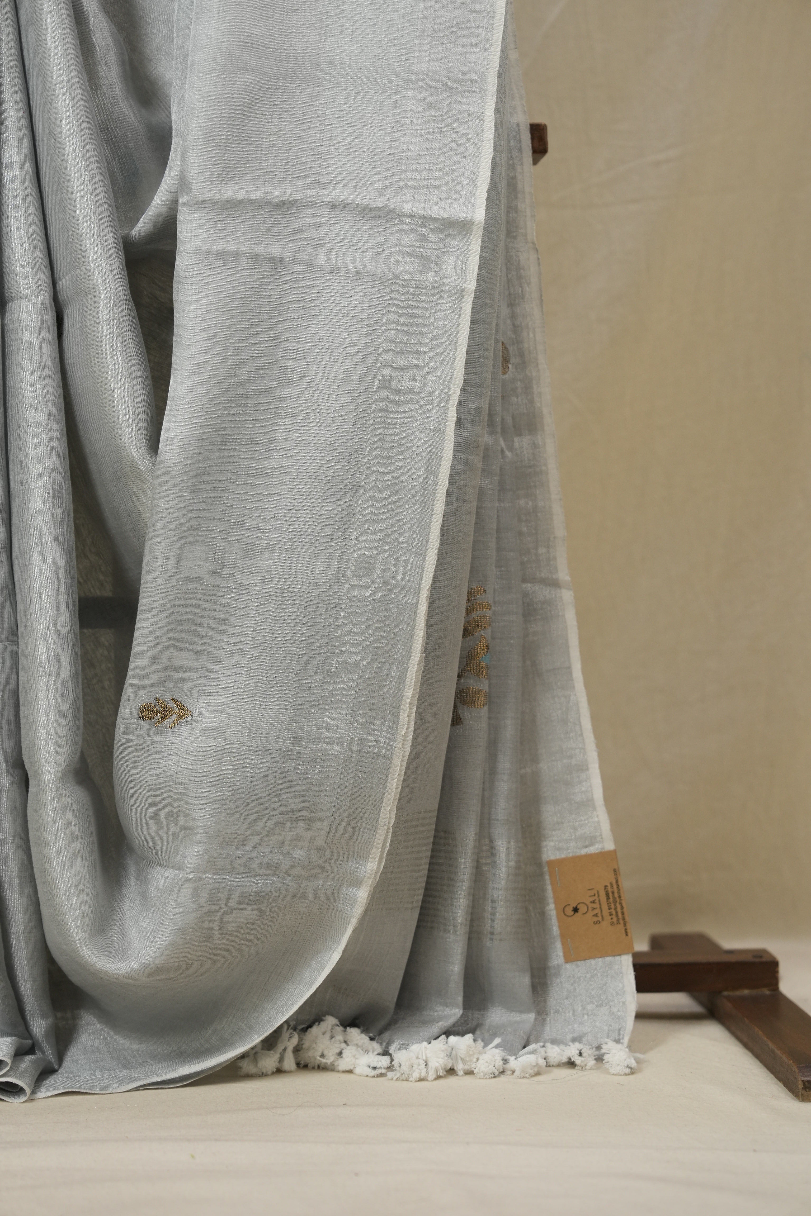 Grey Tissue Linen Jamdani Saree - SRGTLJS155