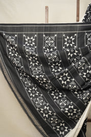 Black Pochampalli Cotton Ikat Saree - SRBPCIS560