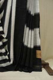Black White Pochampalli Cotton Ikat Saree - SRBWPCIS743