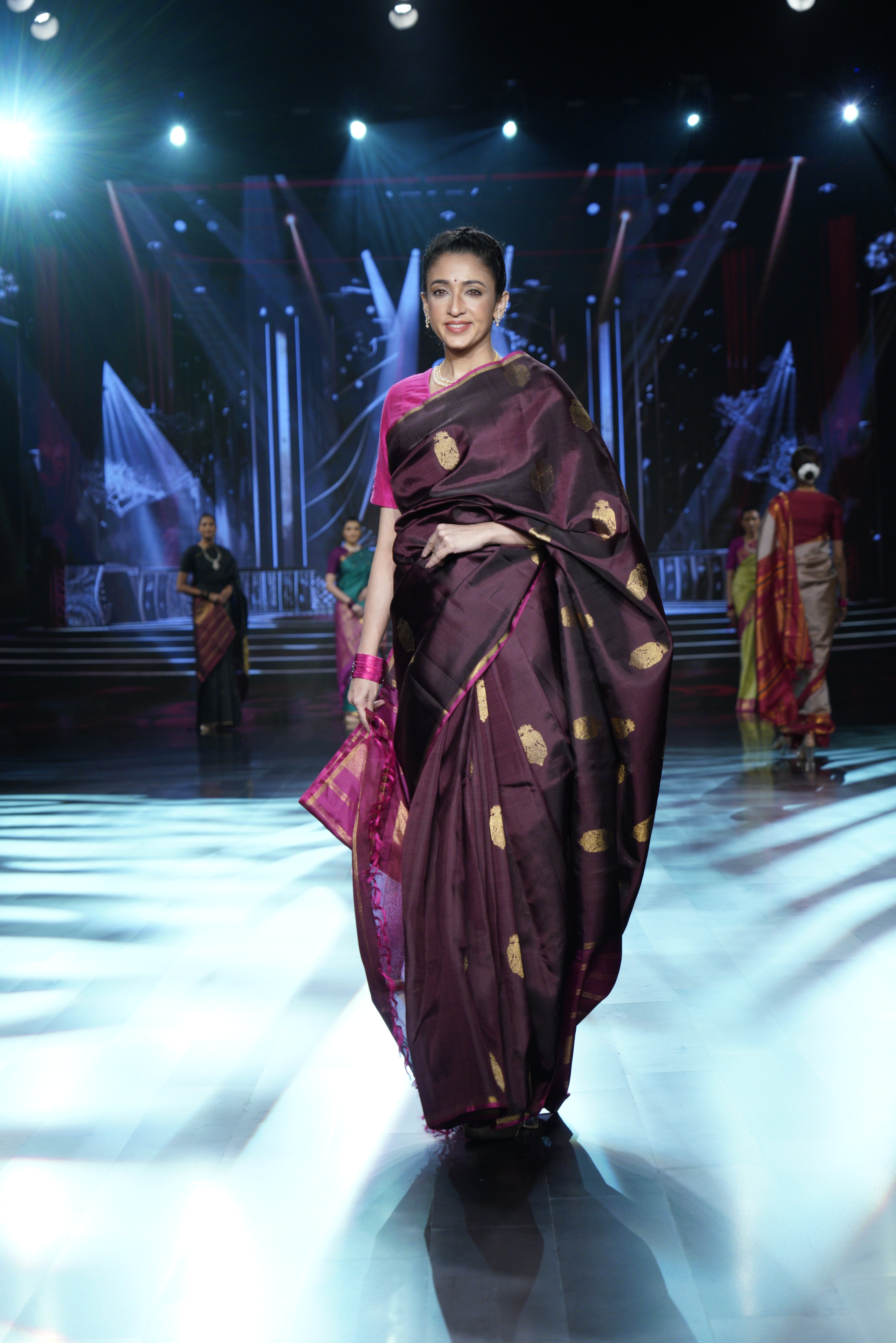 Pakshika Kanjeevaram Silk Saree - Saavari - SSPKSS44