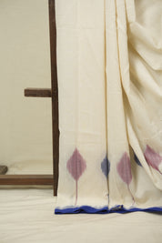 White Pochampalli Cotton Ikat Saree - SRWPCIS738