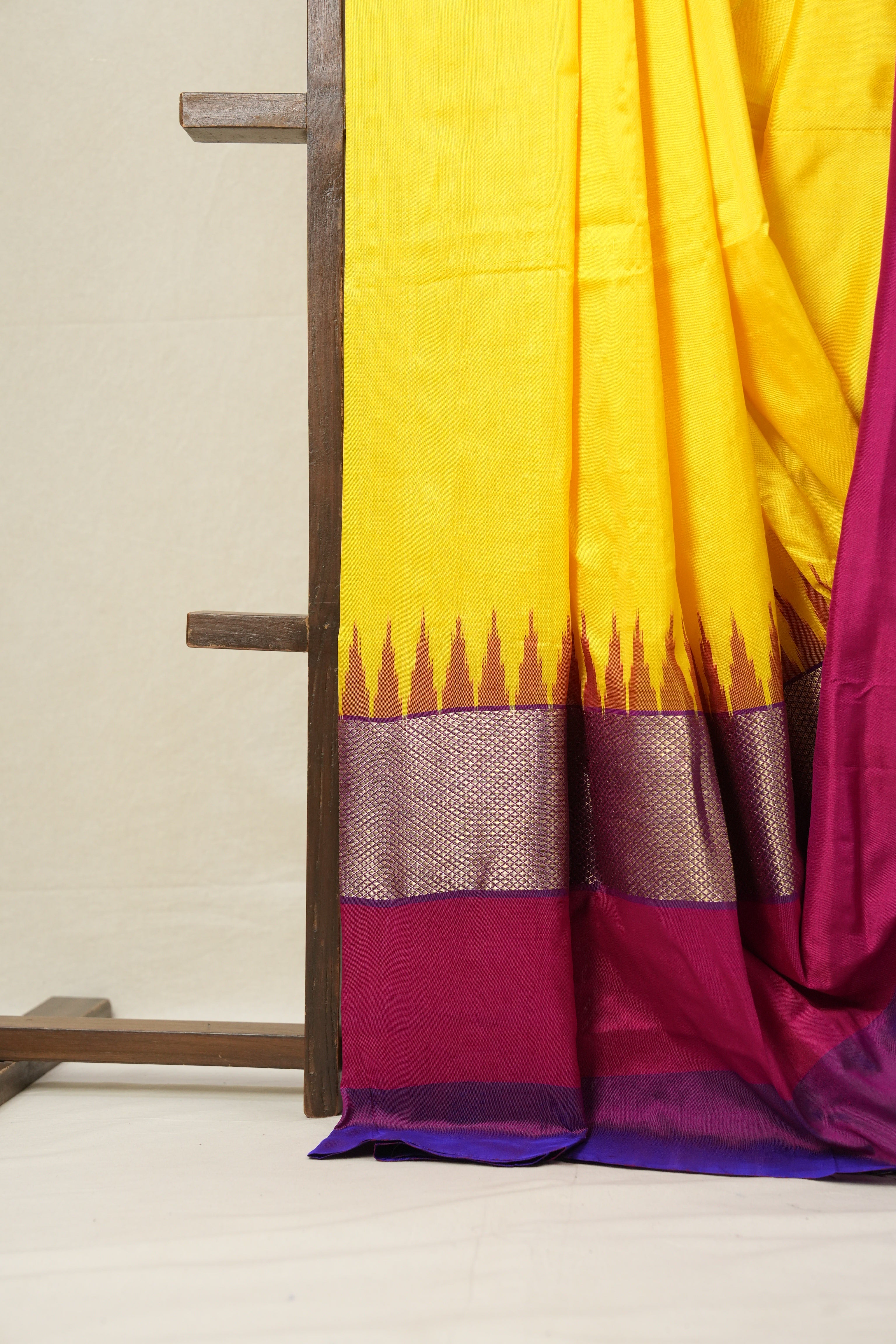 Yellow Pochampalli Silk Ikat Saree - SRYPSIS180