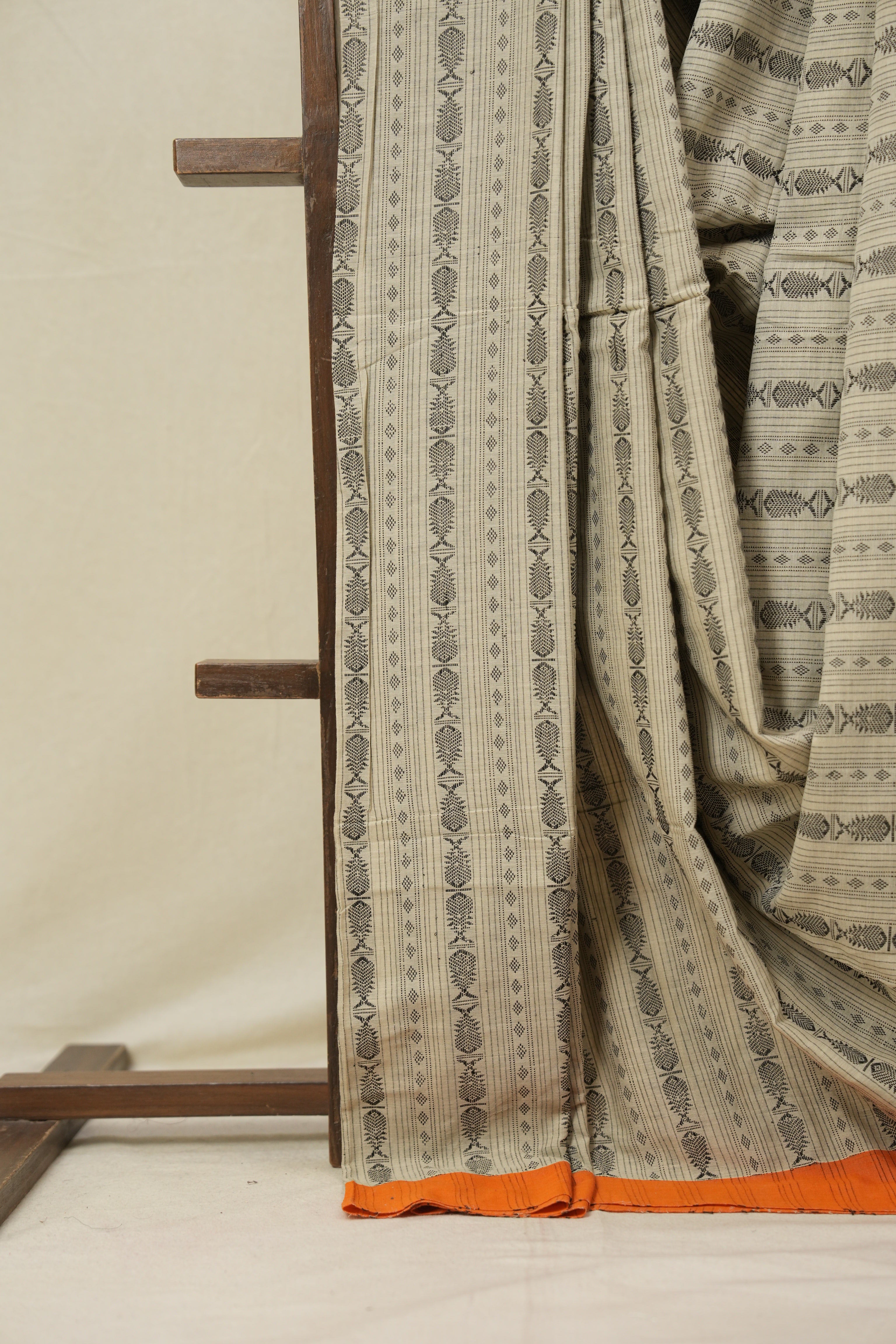 Cream Beige Bengal Cotton Saree - SRCBBCS125