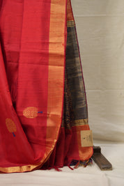 Red Raw Silk Saree - SRRRSS832