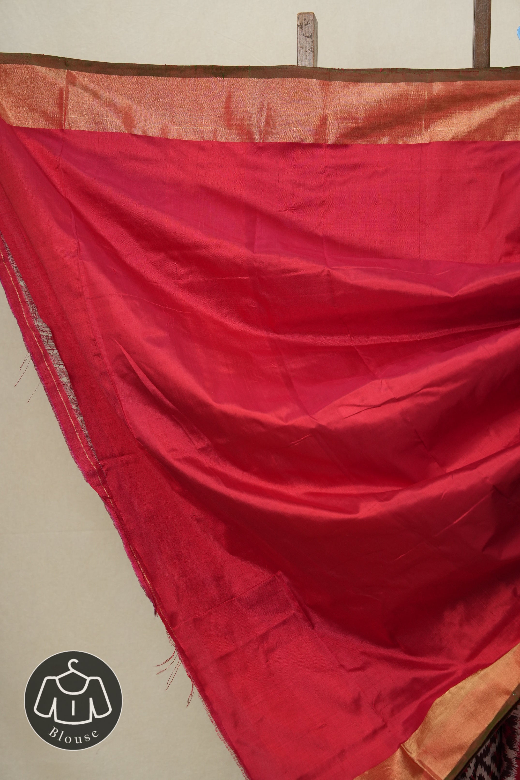 Red Pochampalli Silk Ikat Saree - SRRPSIS189