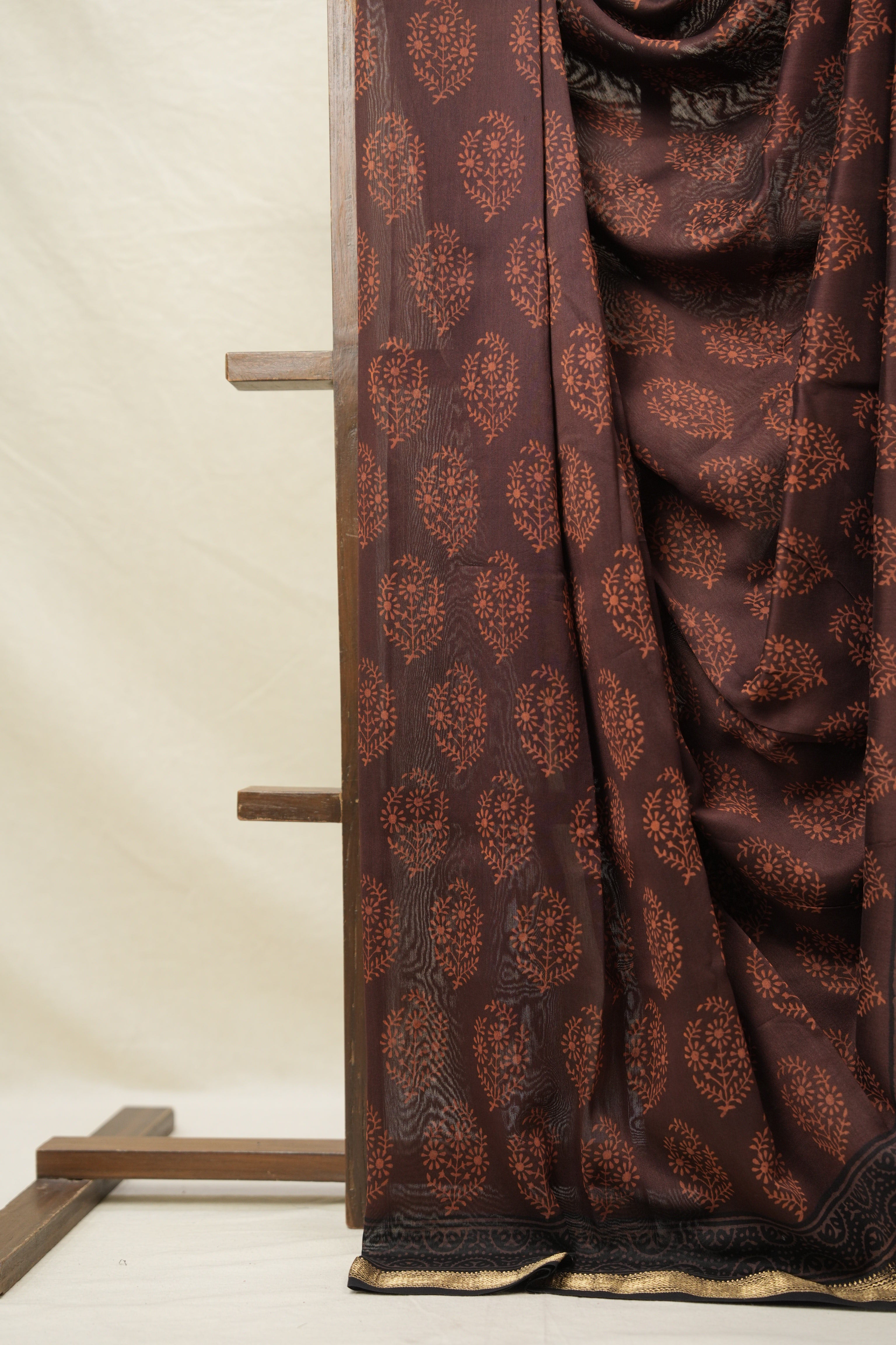 Maroon Brown HBP Cotton Silk Saree With Maheshwari Border - SRMBCSS1419