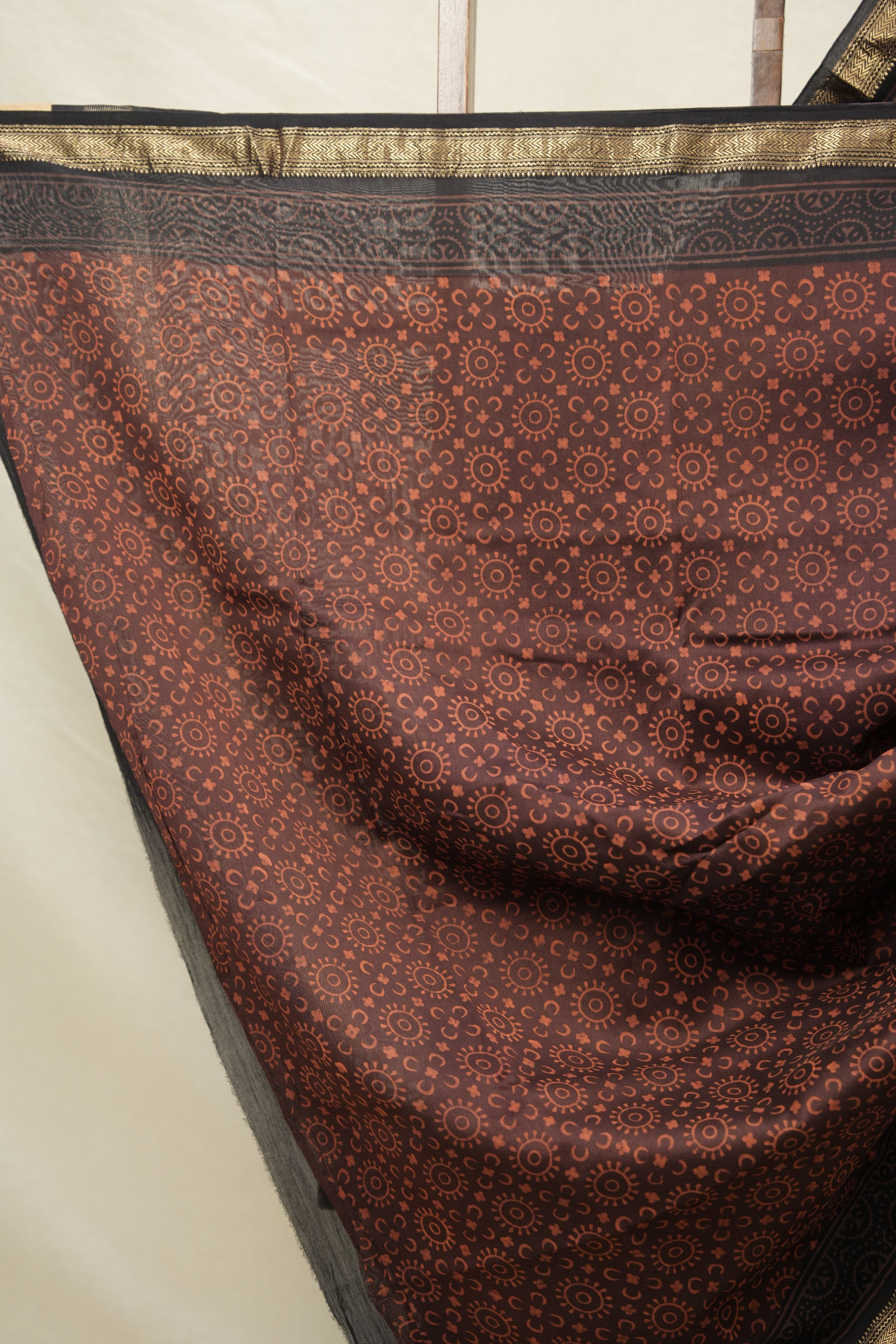 Maroon Brown HBP Cotton Silk Saree With Maheshwari Border - SRMBCSS1419