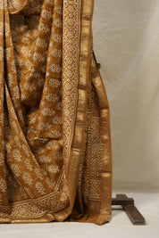 Mustard Brown HBP Cotton Silk Saree With Maheshwari Border - SRMBCSS1422