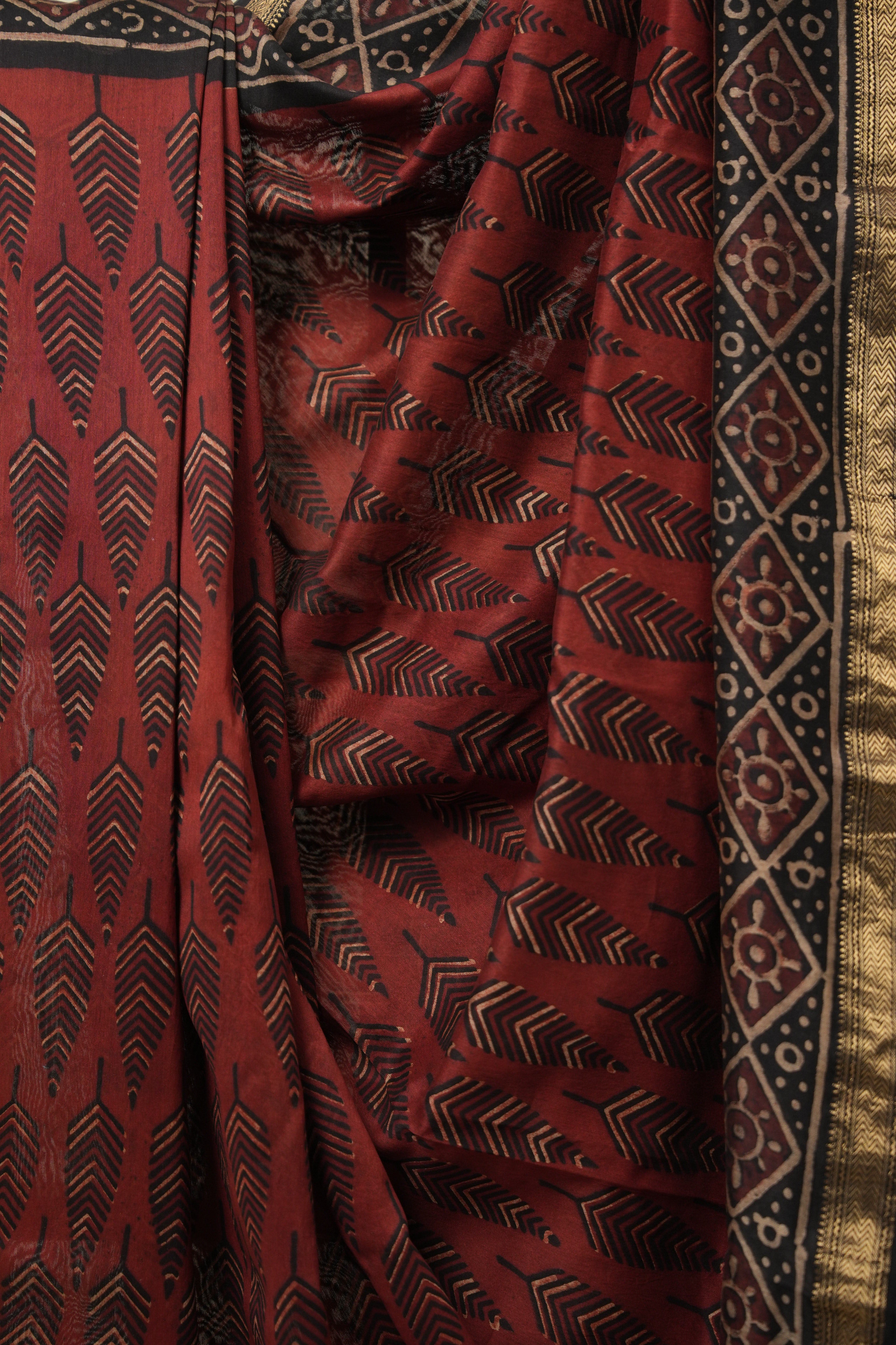 Maroon HBP Cotton Silk Saree With Maheshwari Border - SRMCSS1408