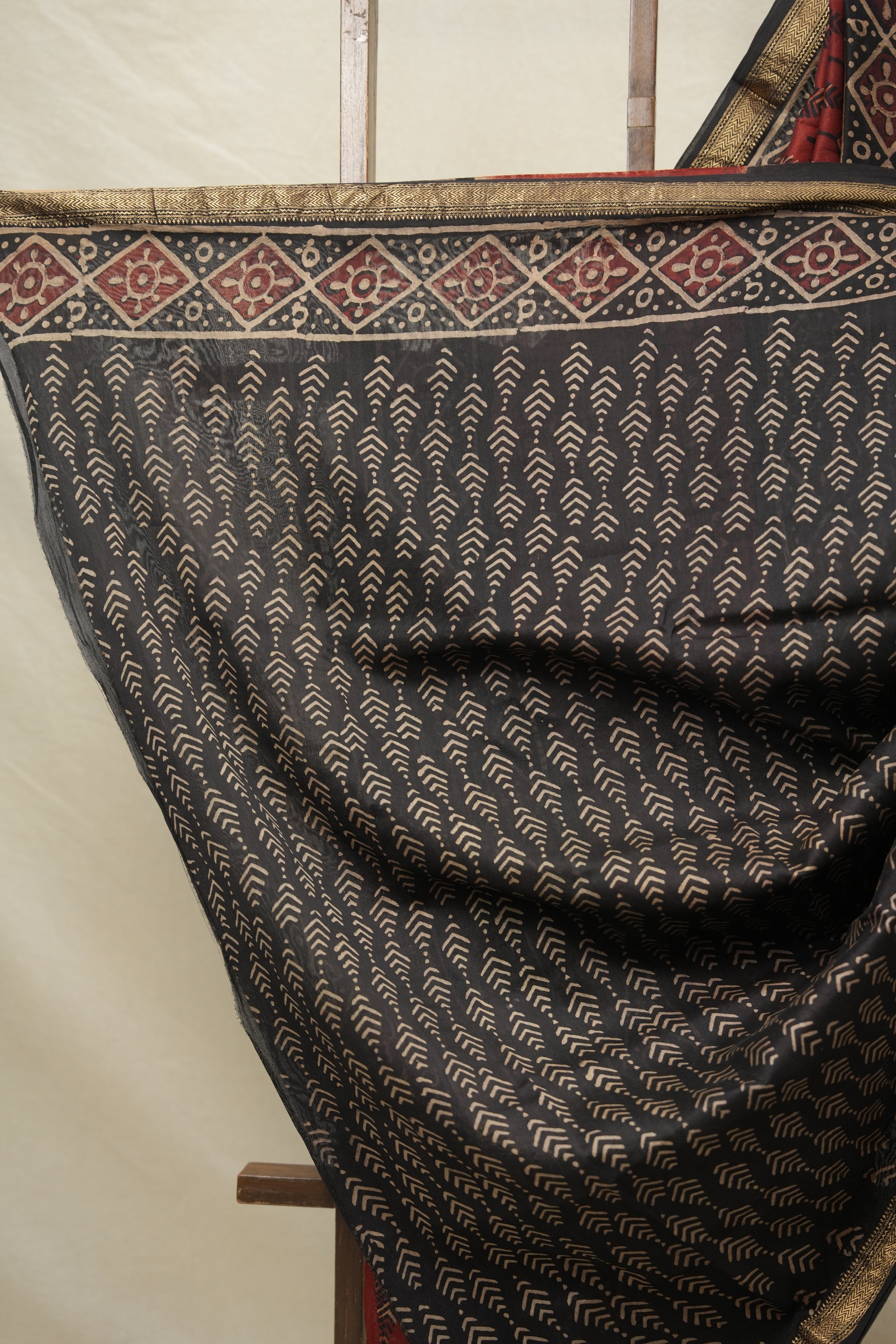 Maroon HBP Cotton Silk Saree With Maheshwari Border - SRMCSS1408